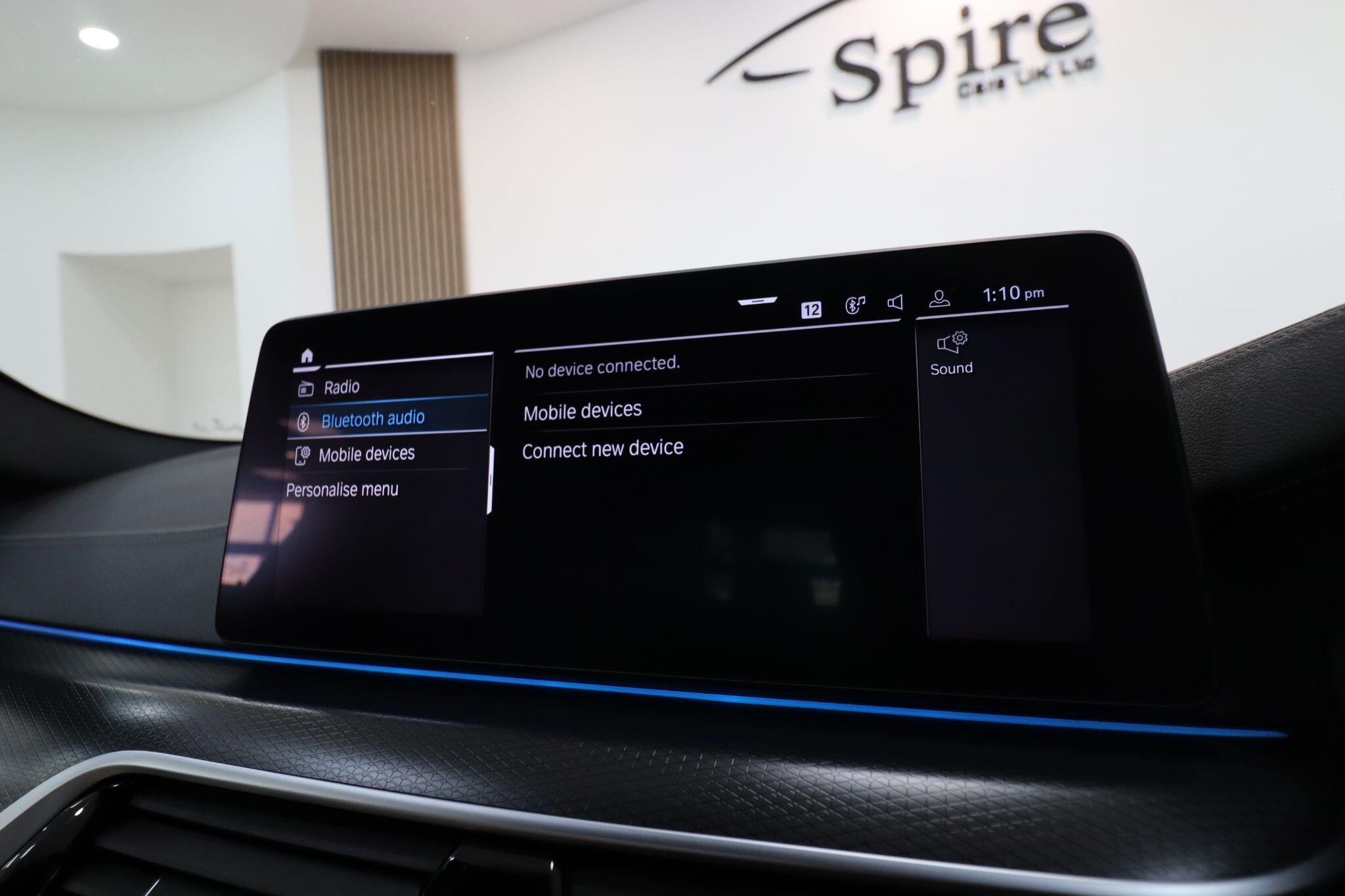 BMW 5 Series view 28