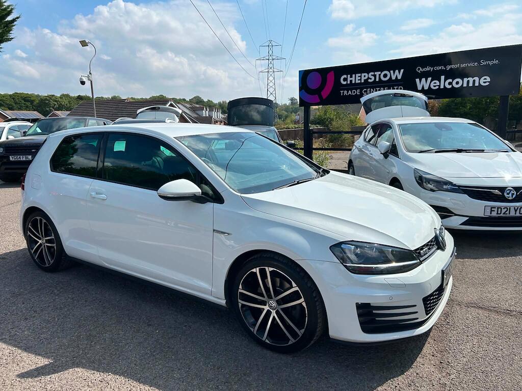 2016 Volkswagen Golf in White for sale