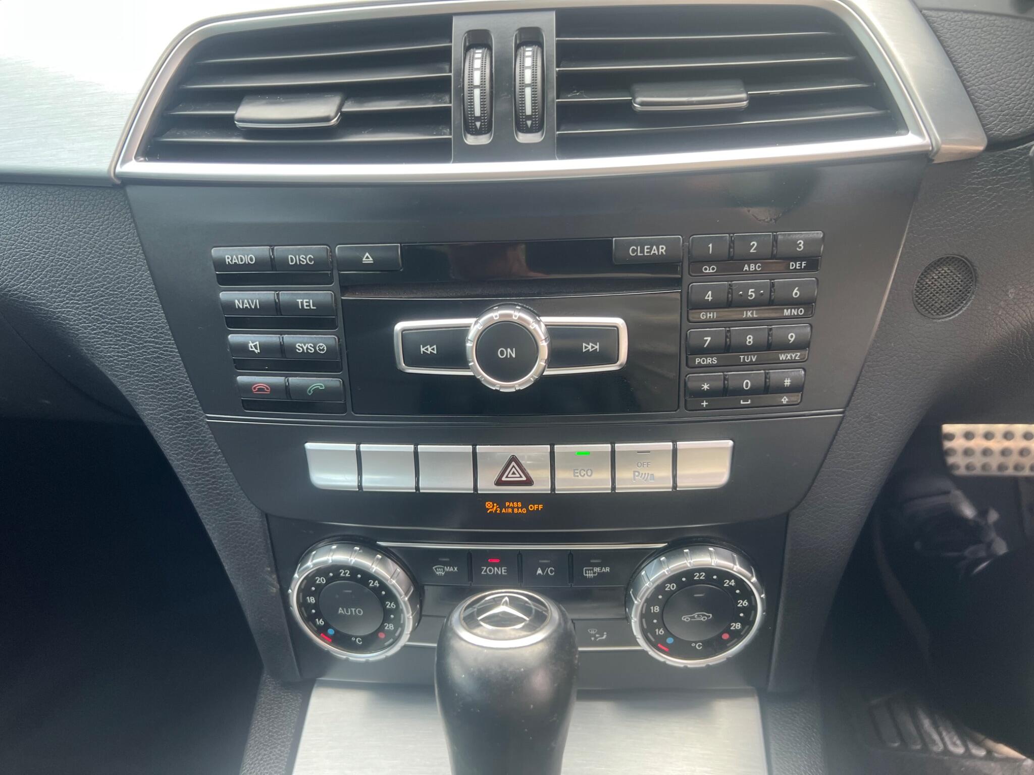 Mercedes-Benz C Class view 32