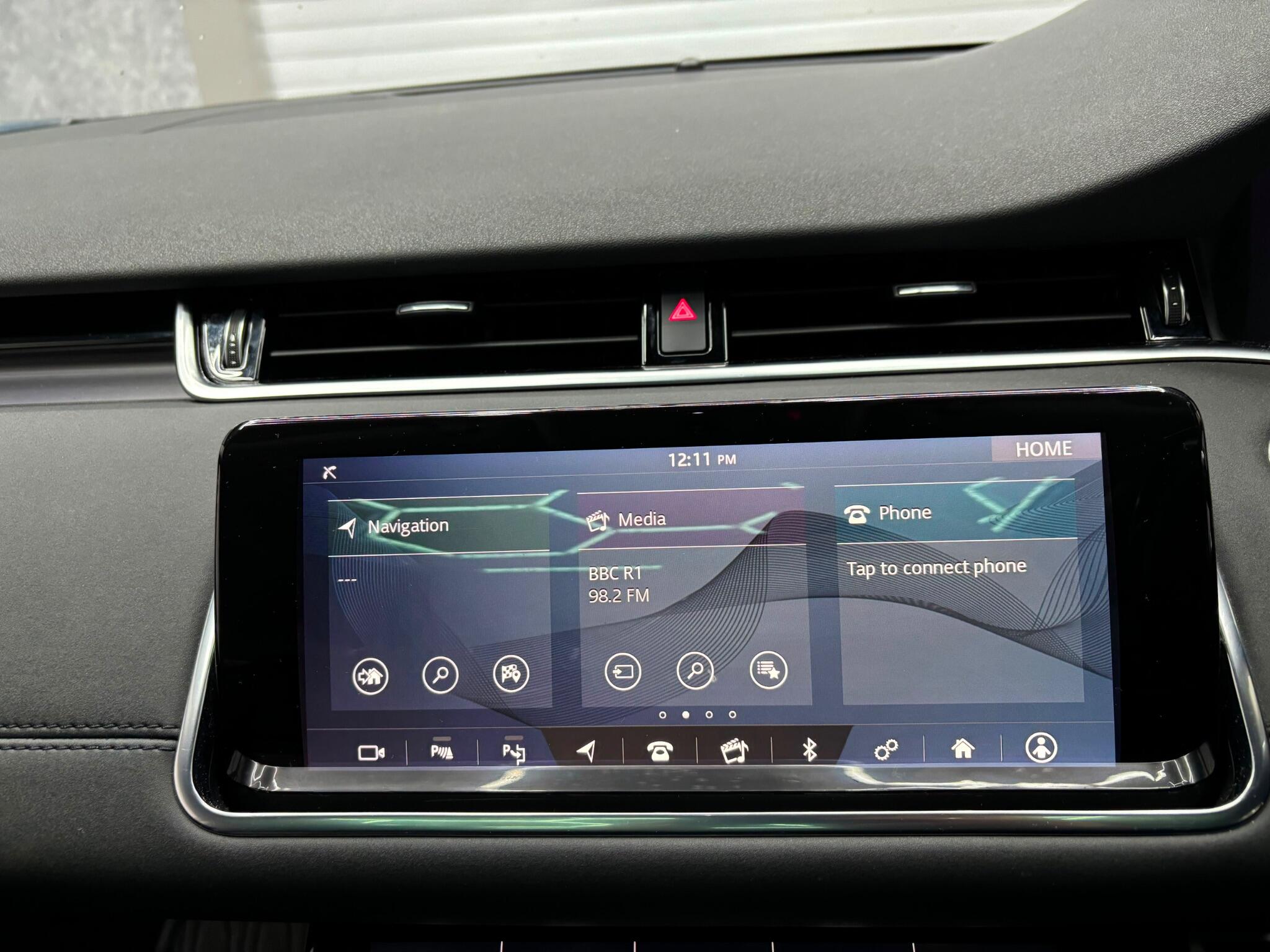 Land Rover Range Rover Evoque view 19