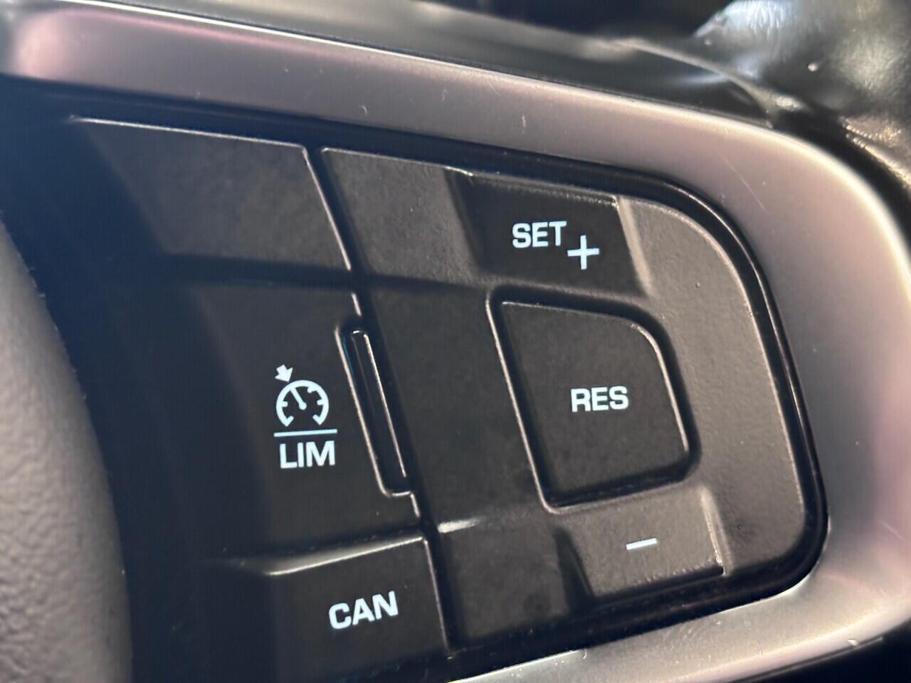 Jaguar E-Pace view 39