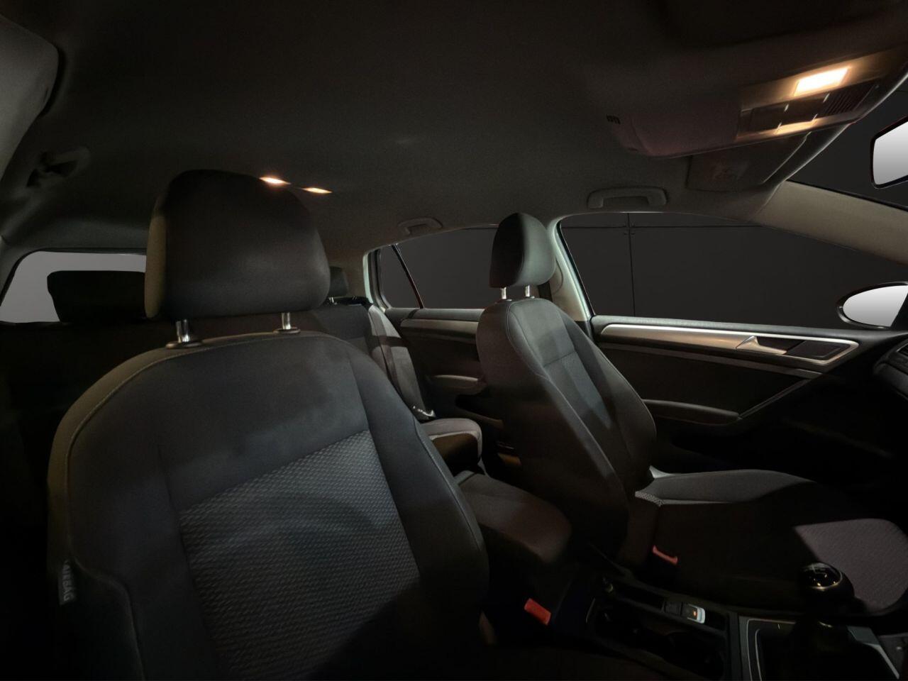 Volkswagen Golf view 15