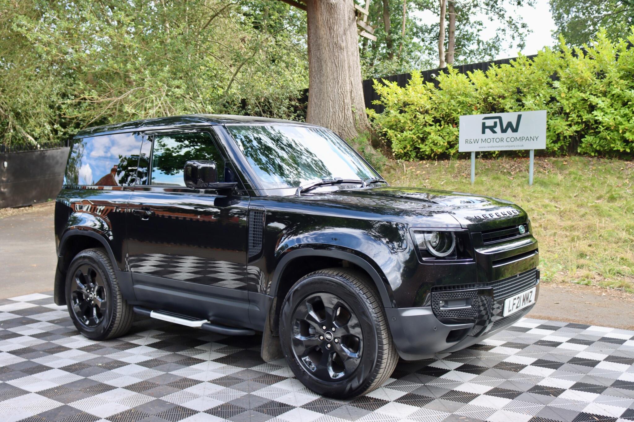 Land Rover Defender view 16