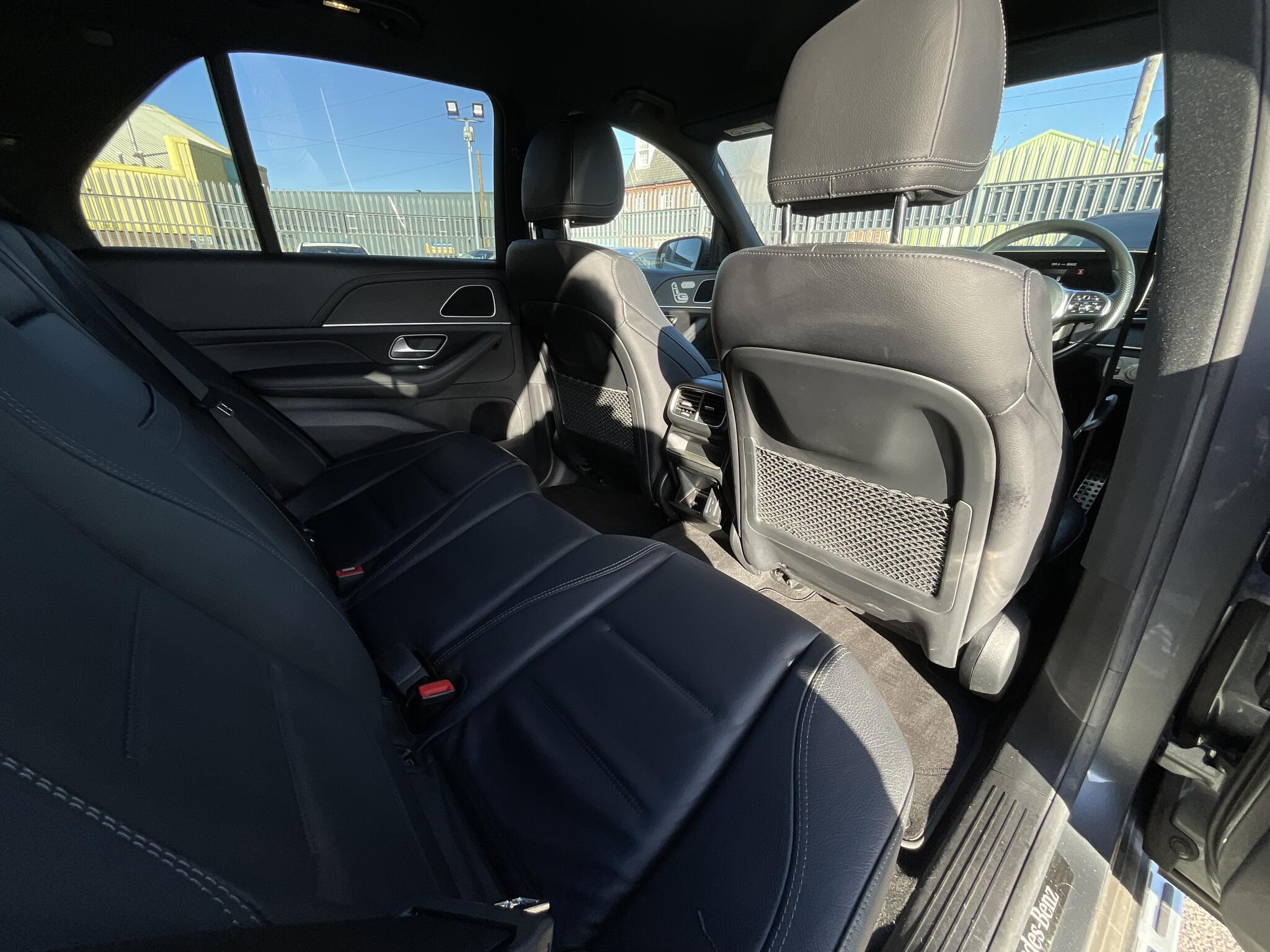 Mercedes-Benz Gle view 10