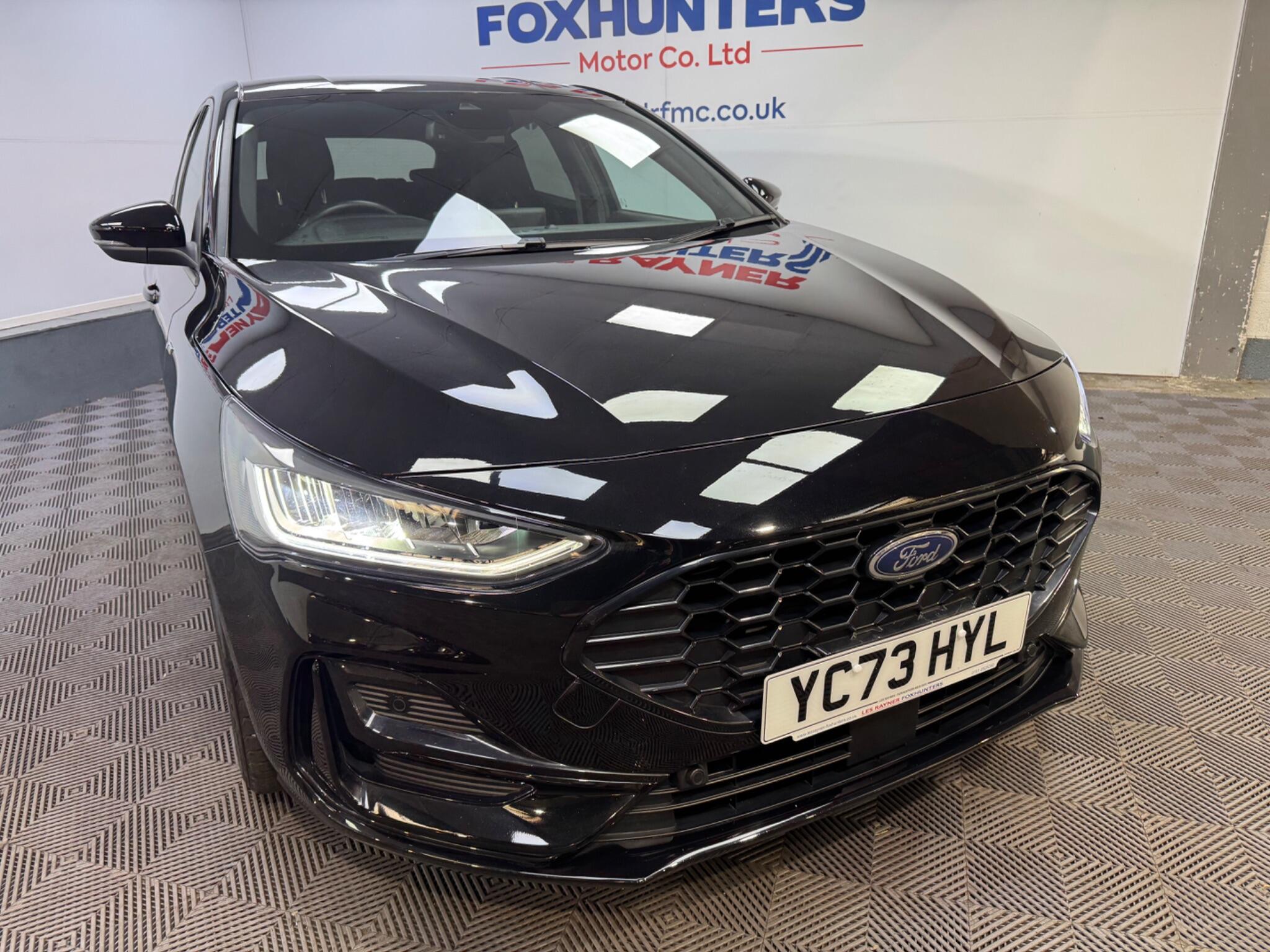 Ford Focus view 14