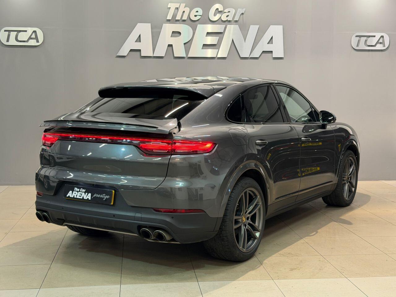 Porsche Cayenne view 10