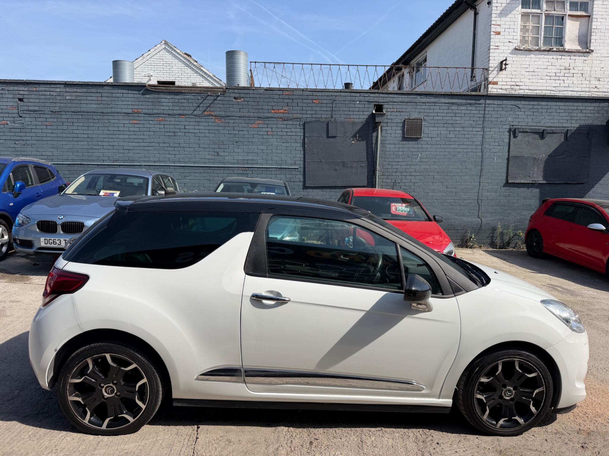 Citroen DS3 view 8