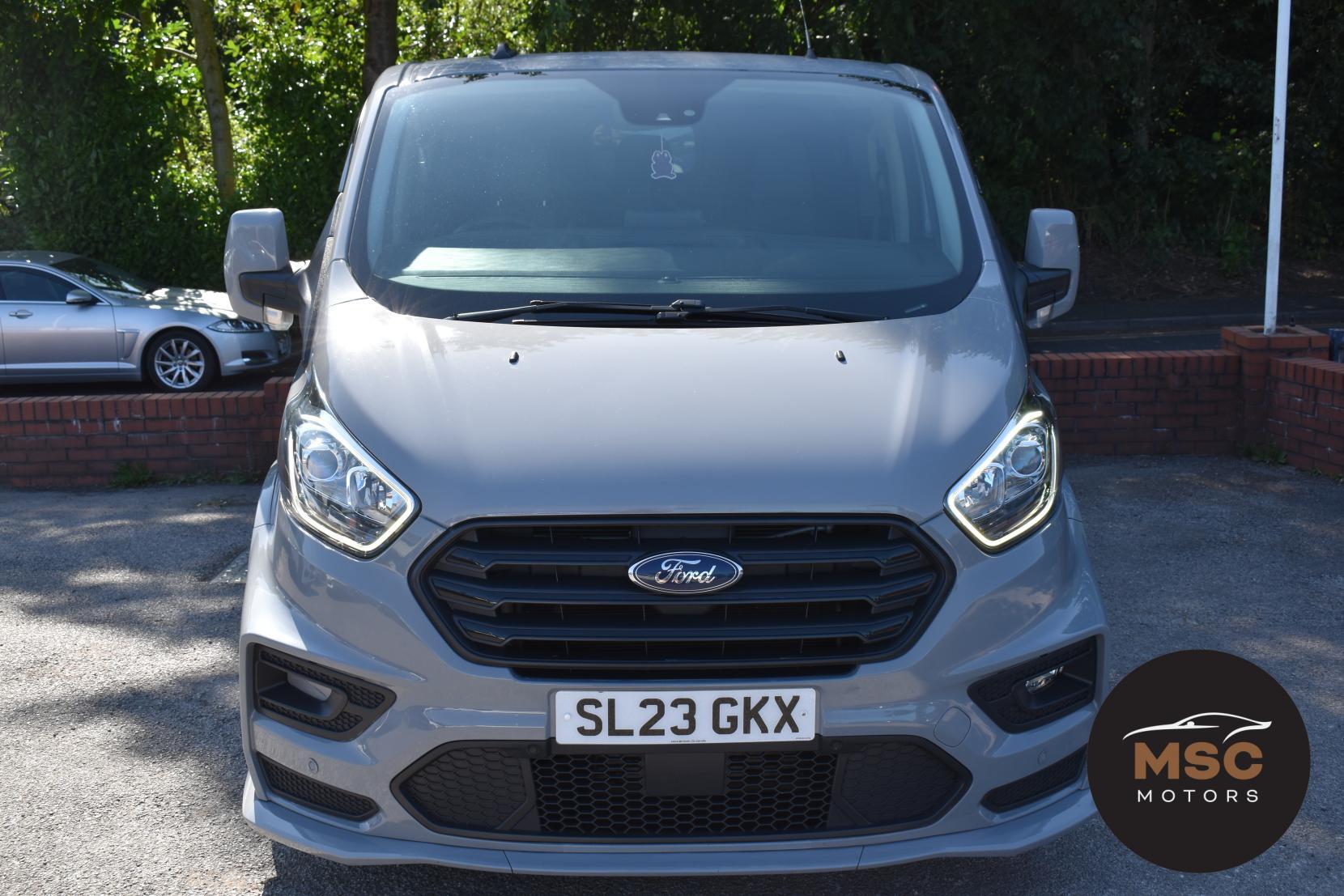 Ford Transit Custom view 3