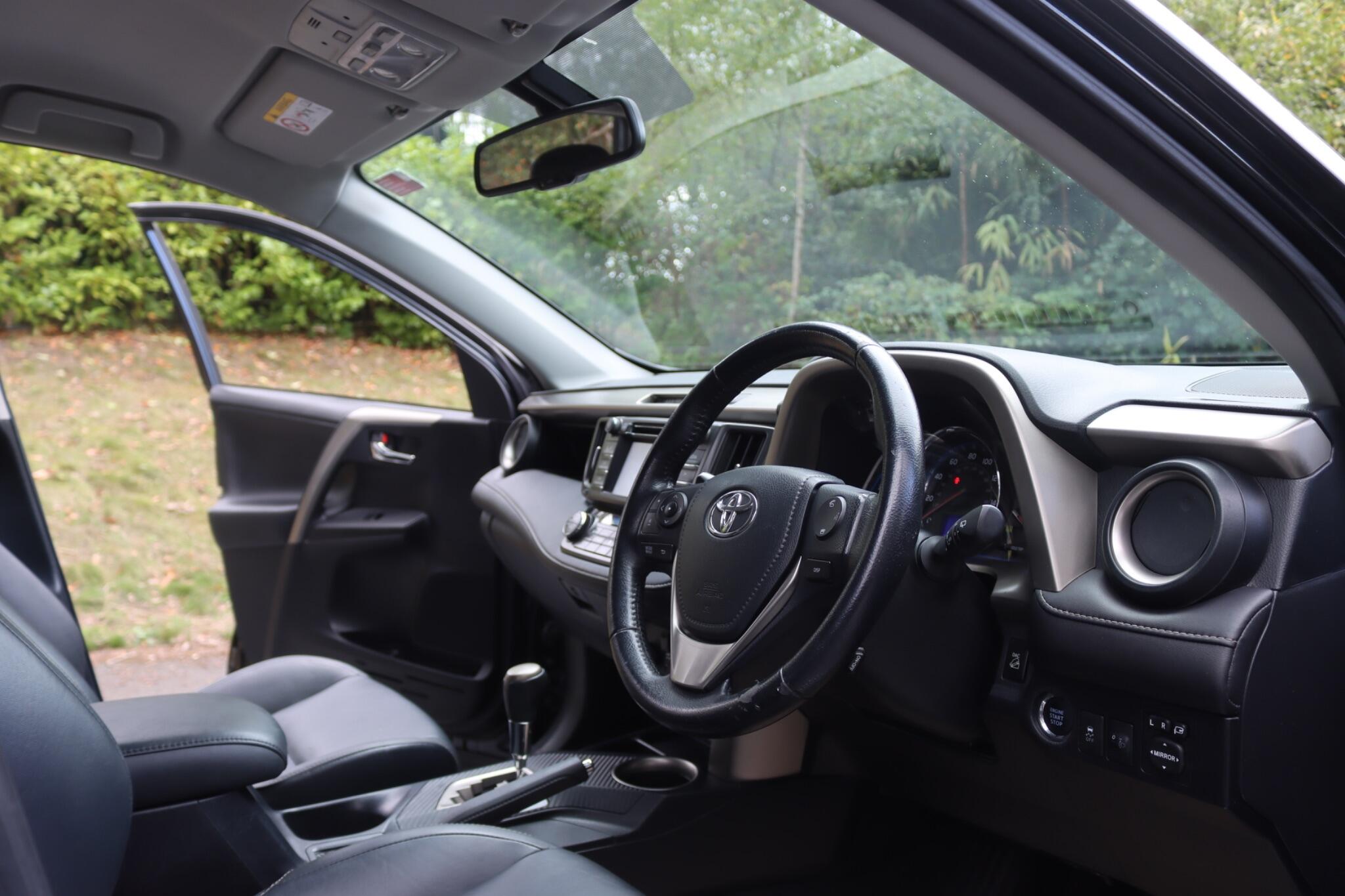 Toyota Rav4 view 43