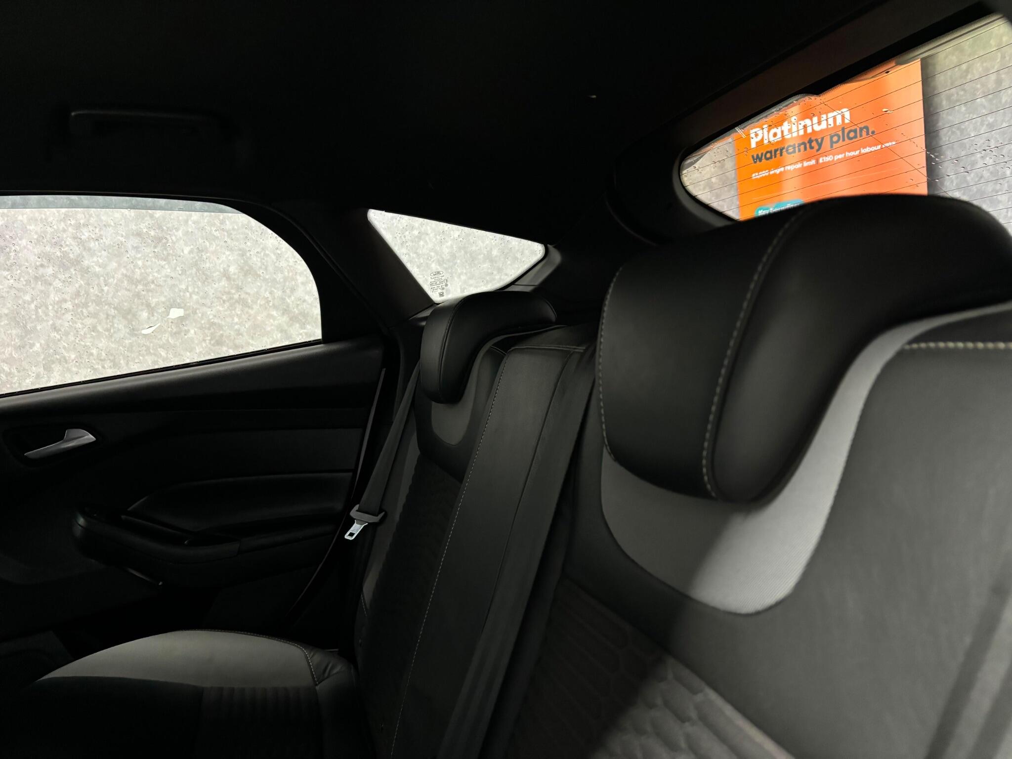 Ford Focus view 20