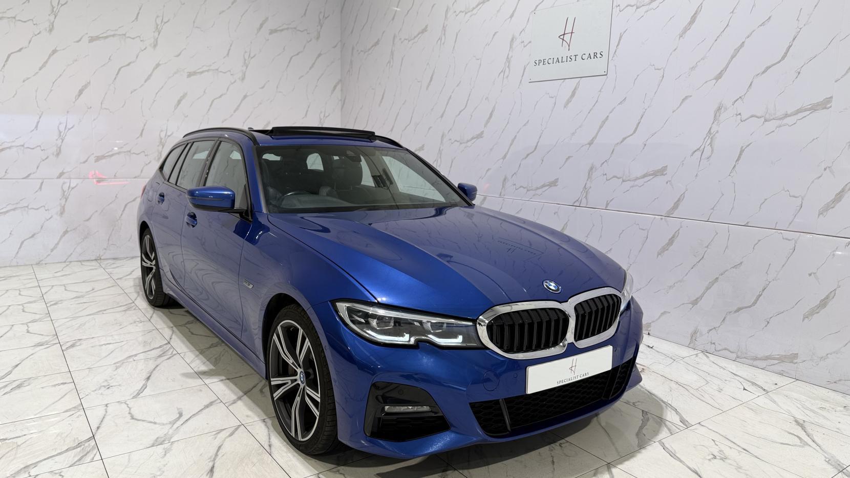 BMW 3 Series view 37