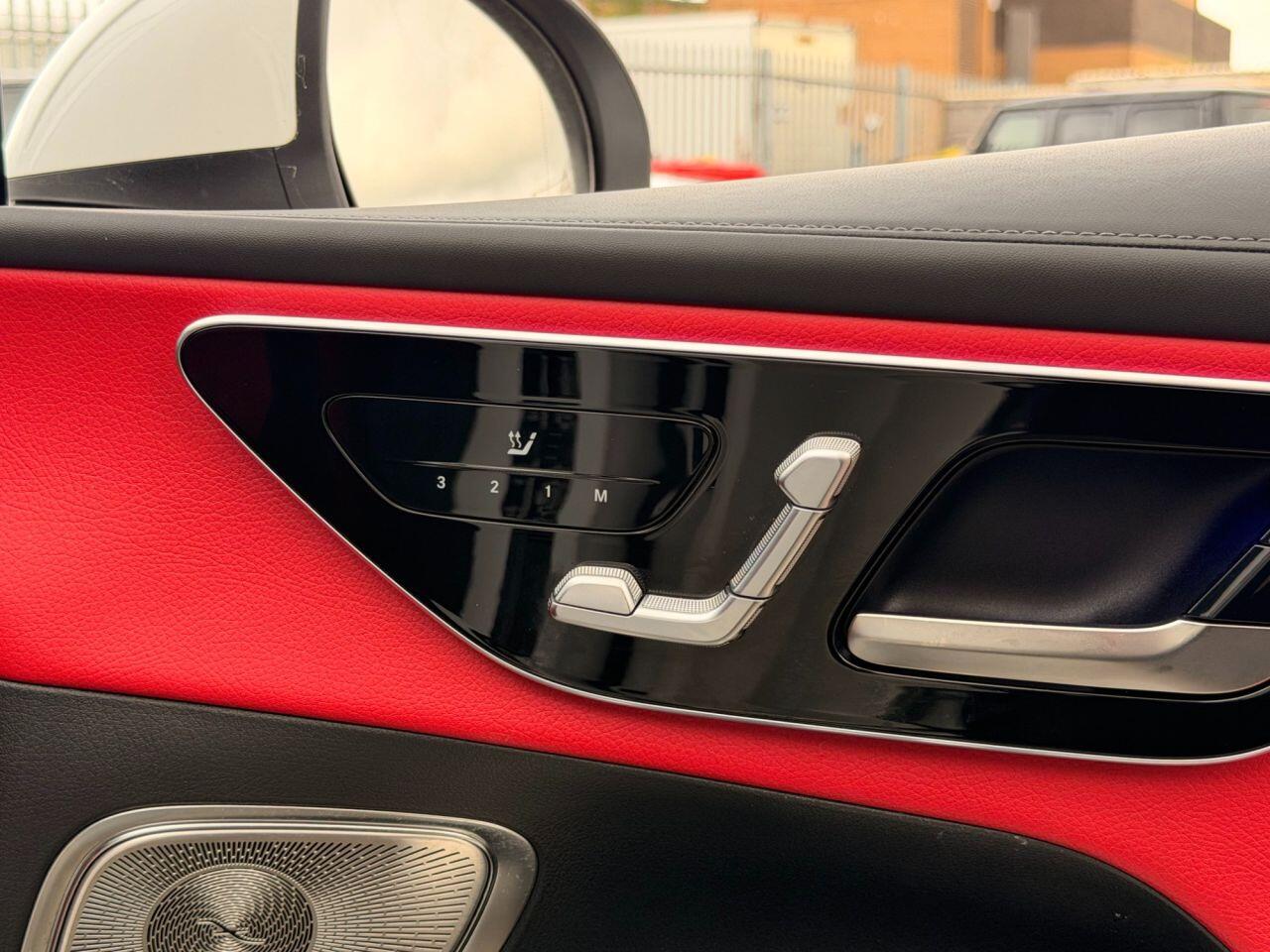 Mercedes-Benz GLC view 26