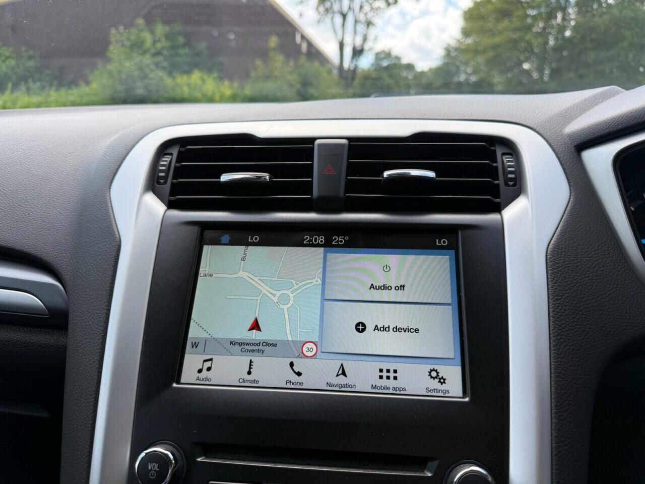 Ford Mondeo view 30