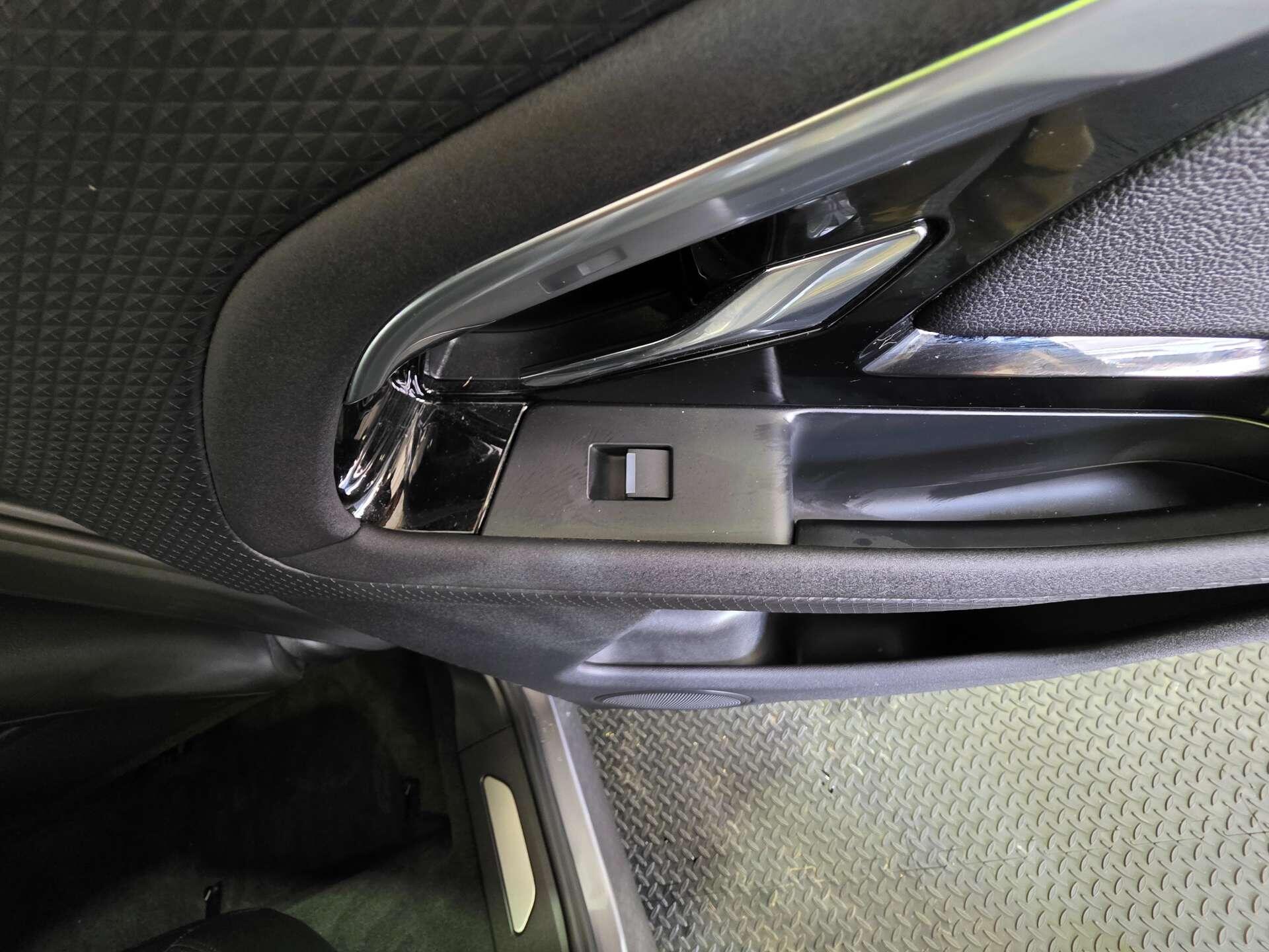 Land Rover Range Rover Evoque view 43