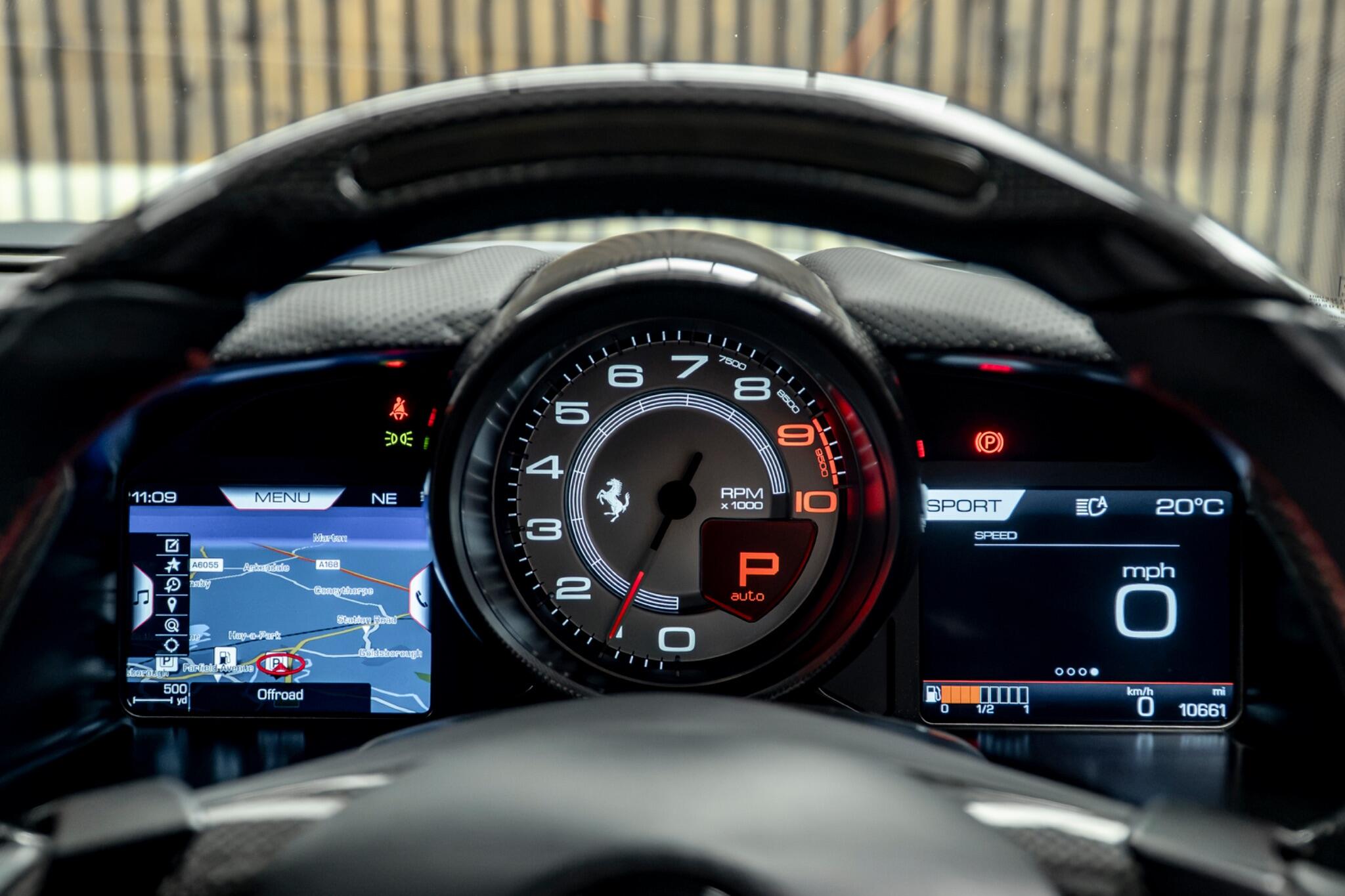 Ferrari 812 view 34