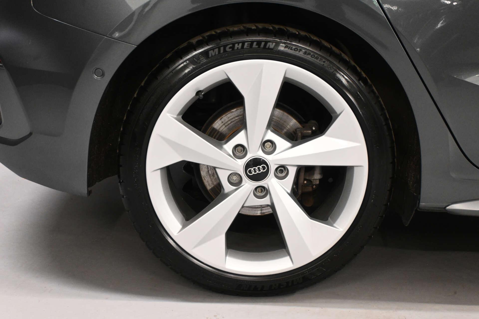 Audi A3 view 56