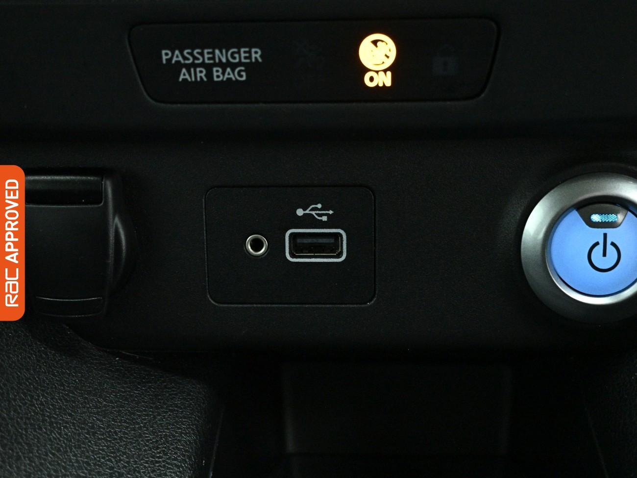 Nissan Leaf view 19