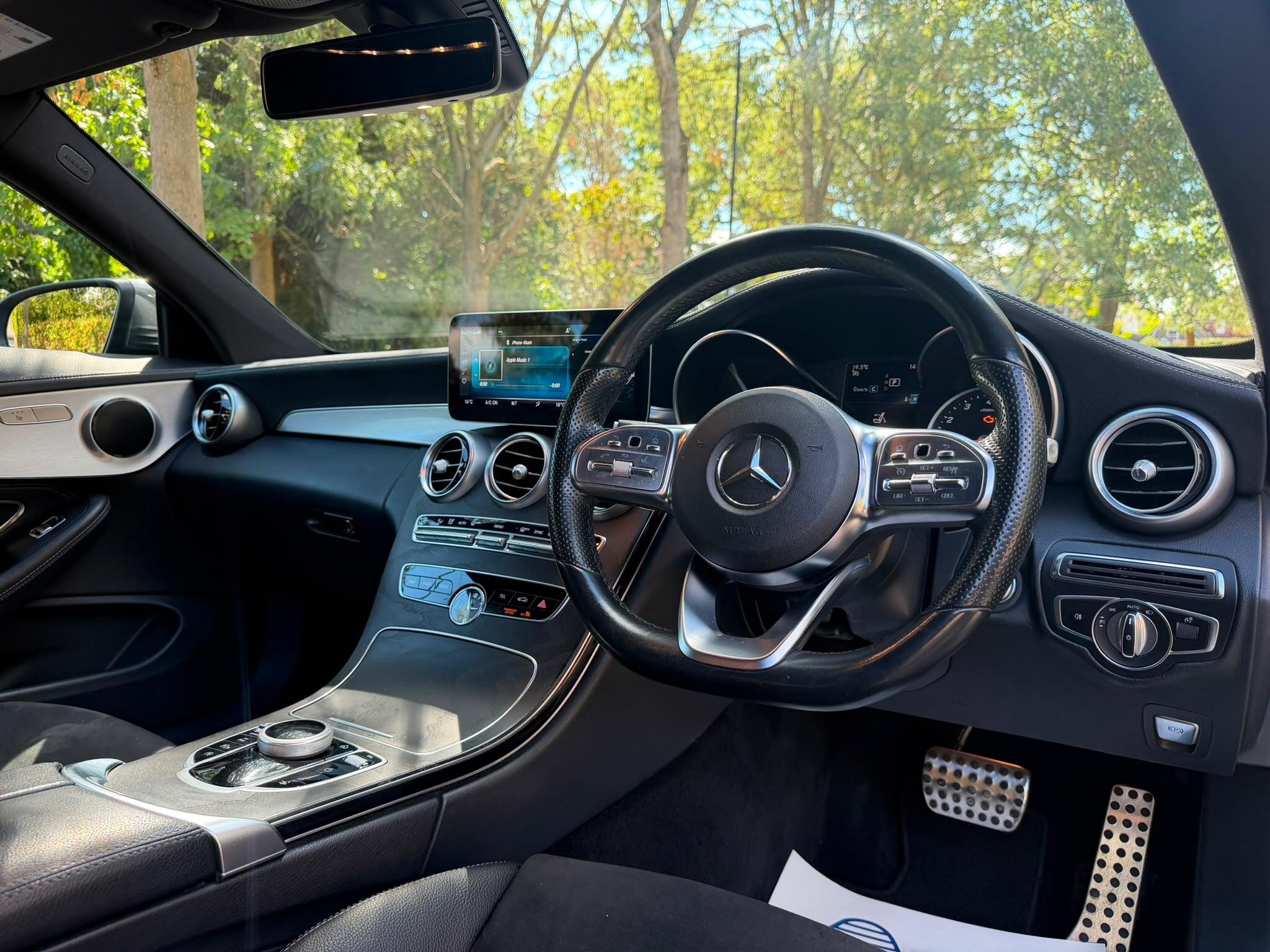 Mercedes-Benz C-Class view 13