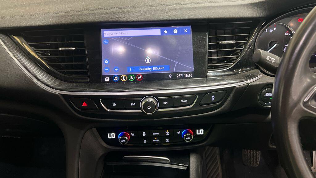 Vauxhall Insignia view 21