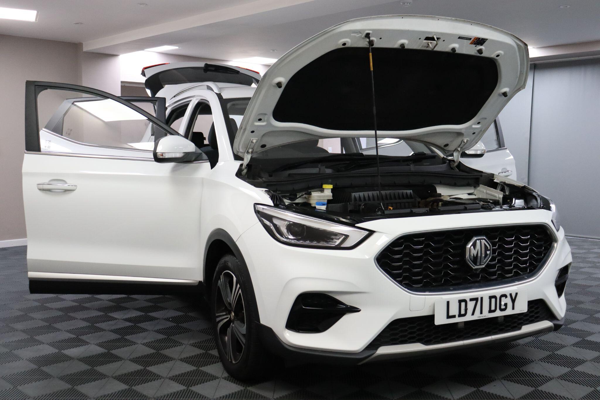 MG MG ZS view 15
