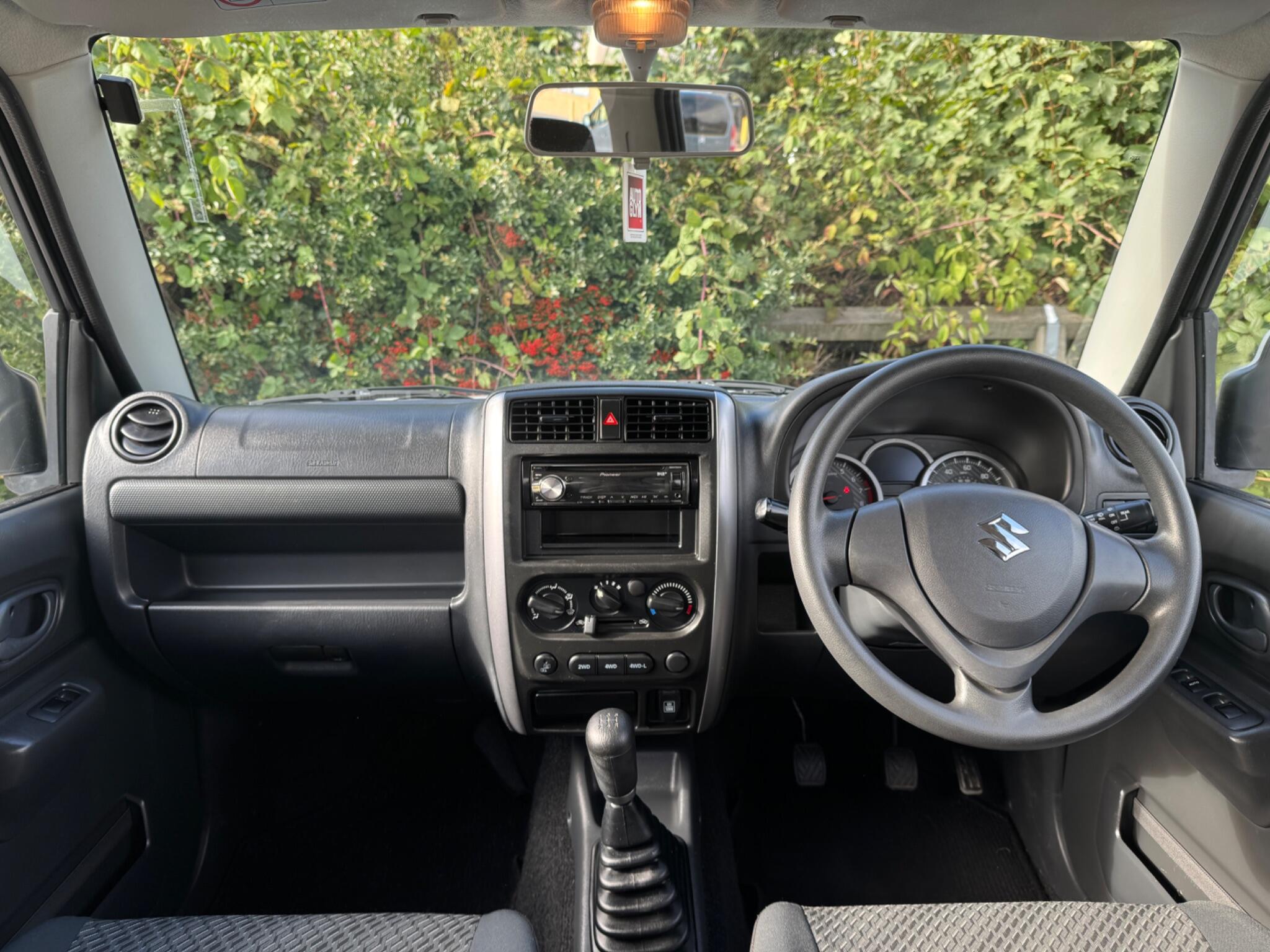 Suzuki Jimny view 14