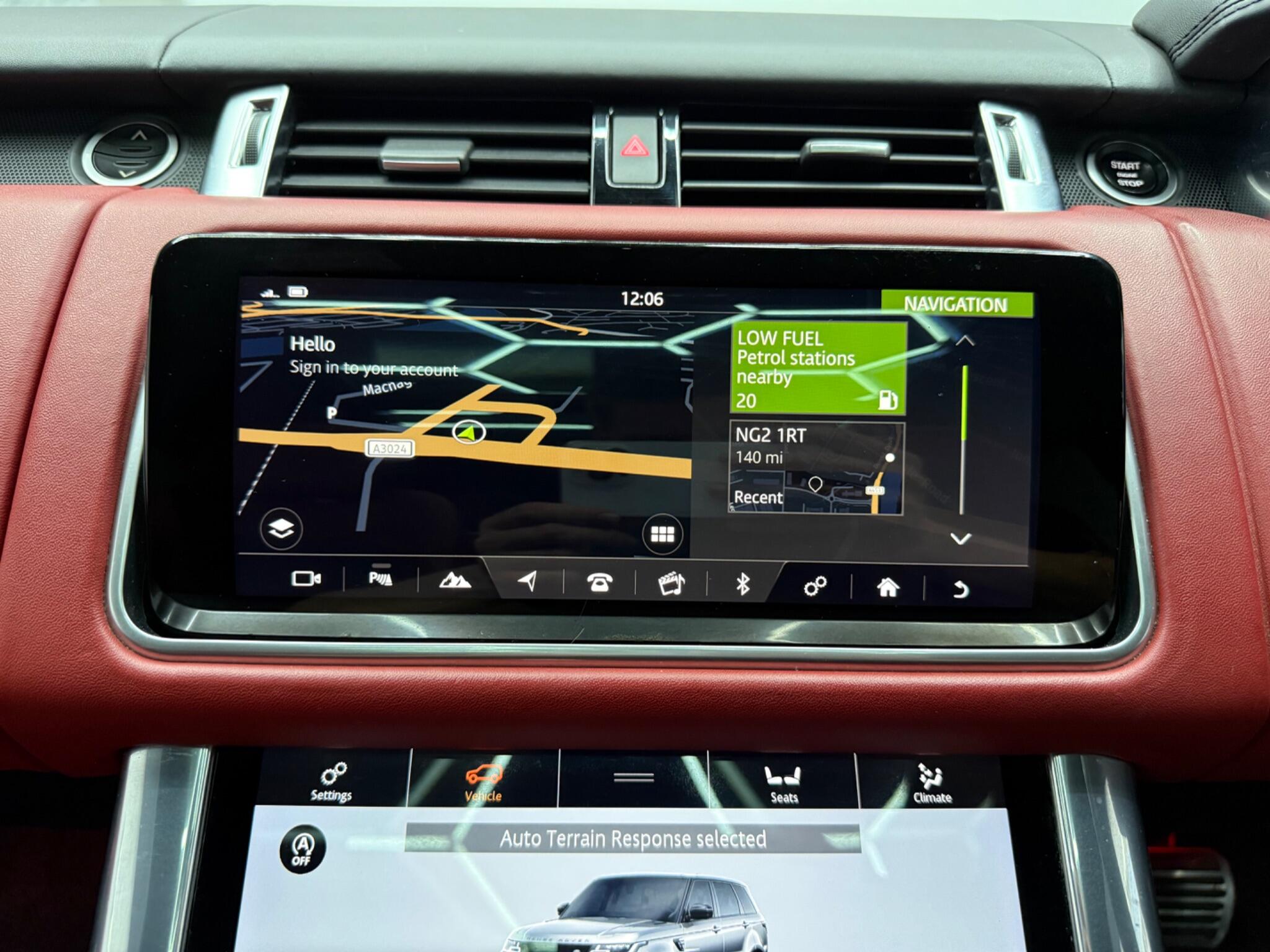 Land Rover Range Rover Sport view 19