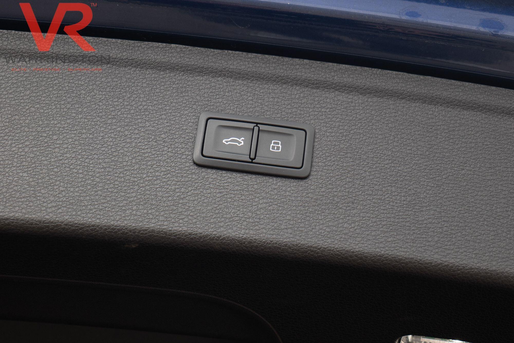 Audi Q5 view 17