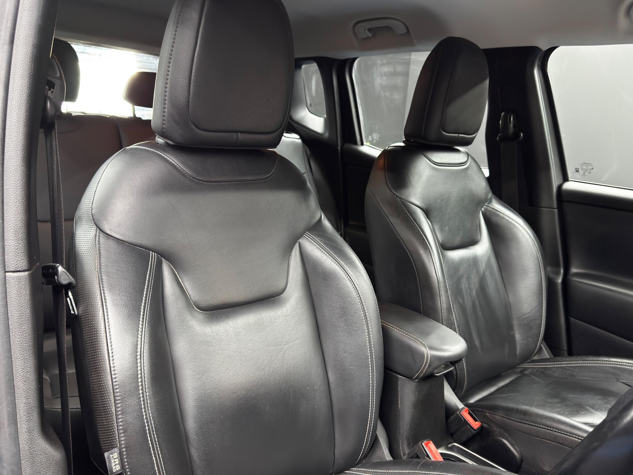 Jeep Renegade view 12