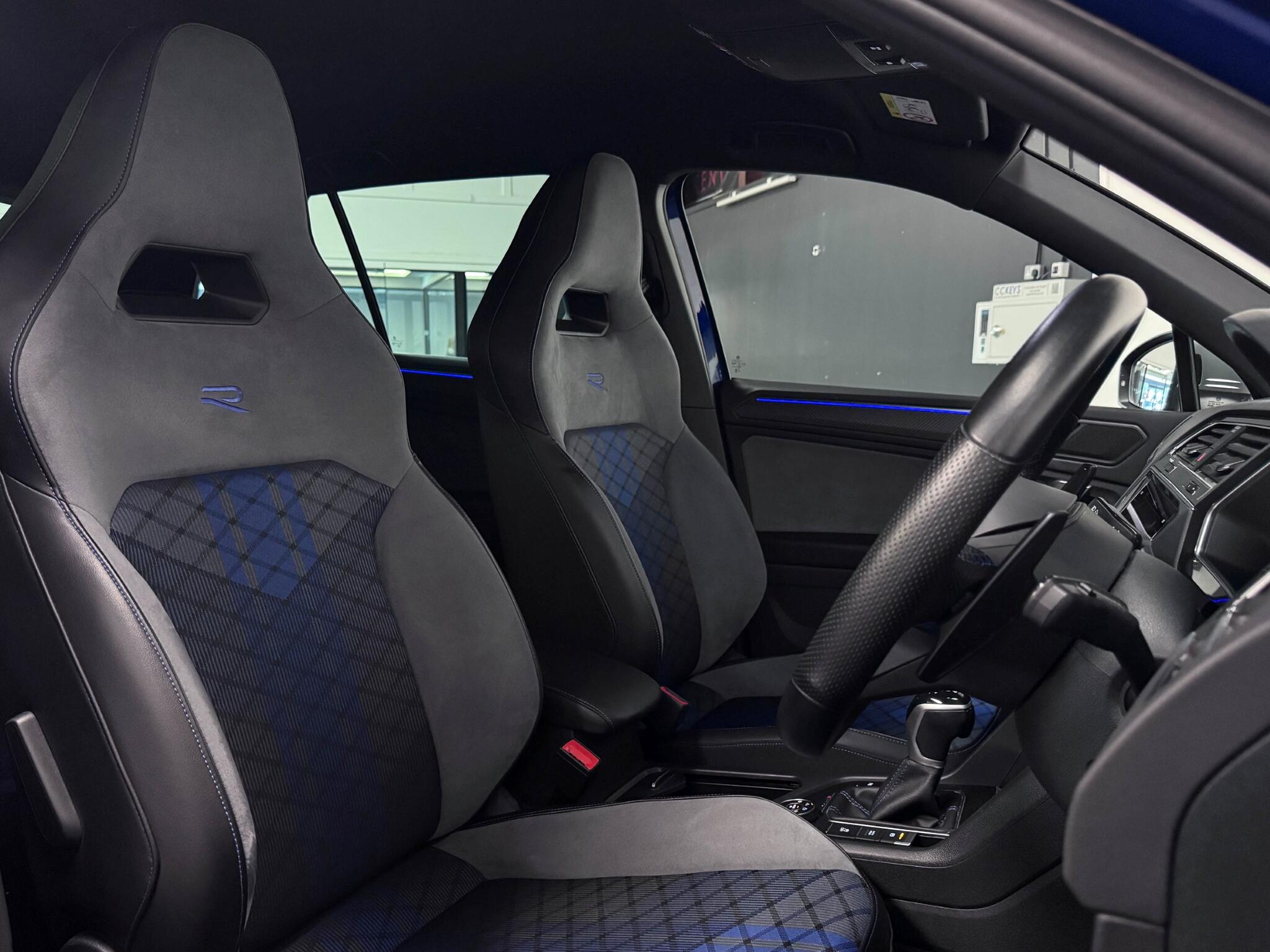 Volkswagen Tiguan view 26