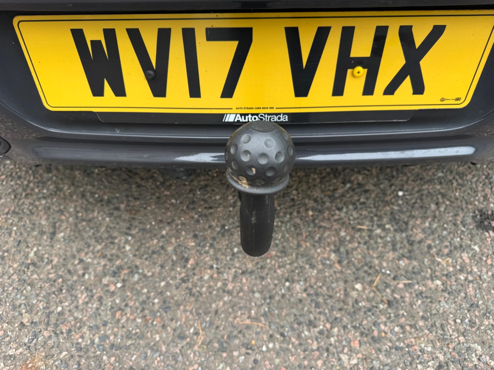 Mini Clubman view 60