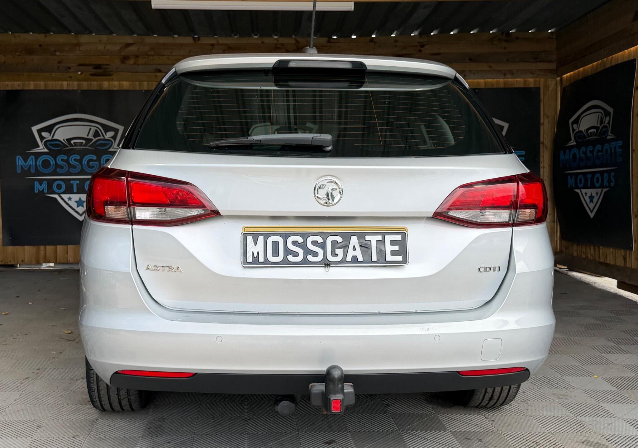 Vauxhall Astra view 7