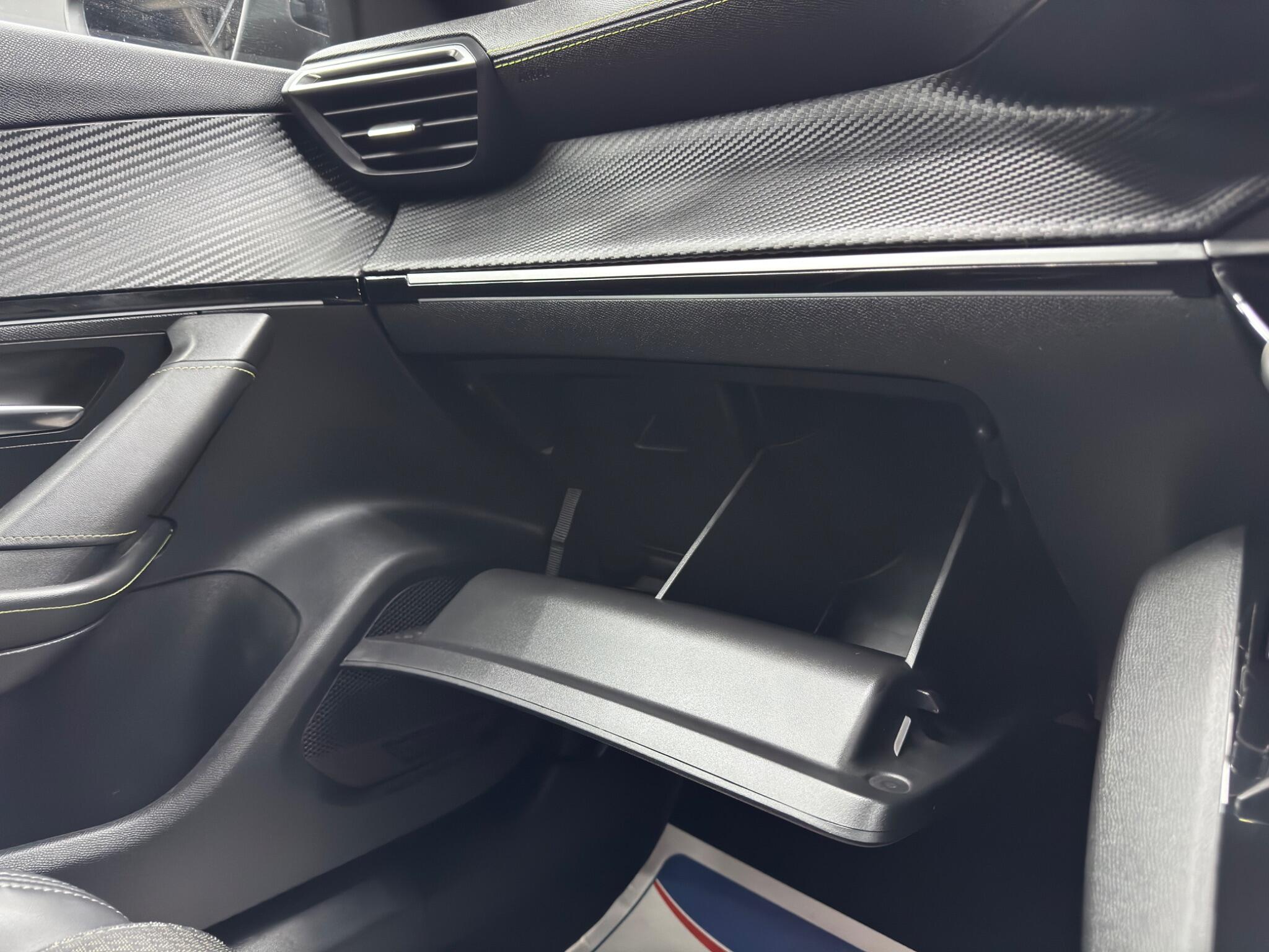 Peugeot 2008 view 36
