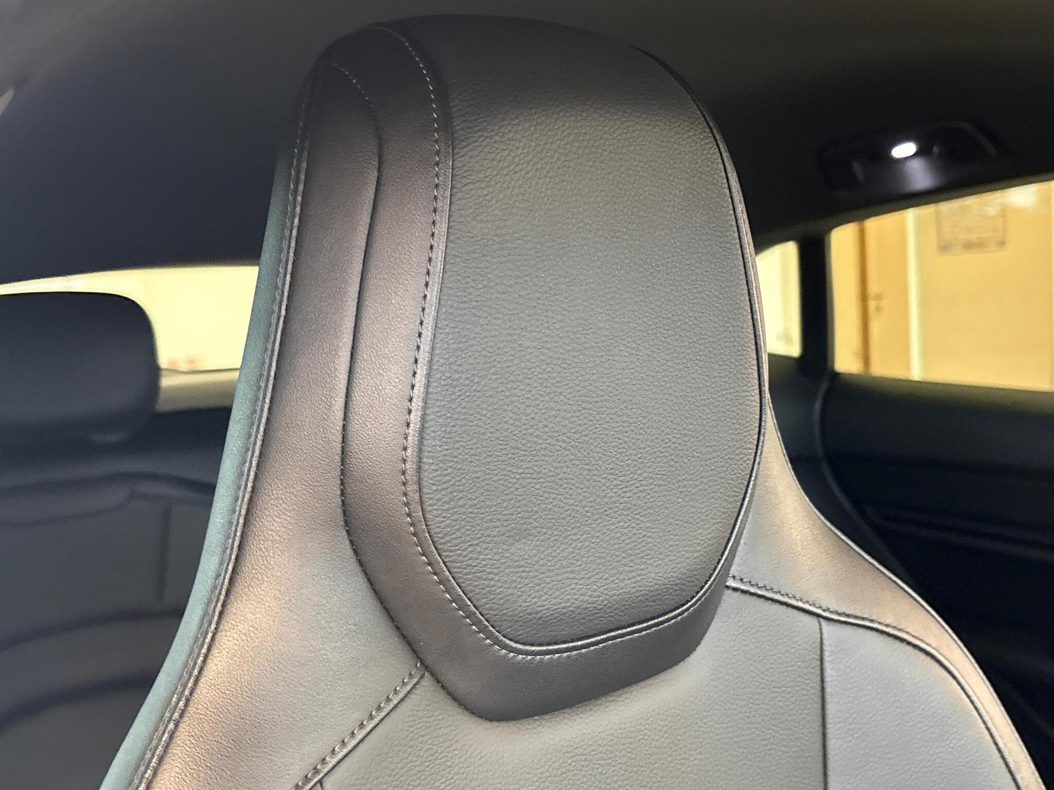 Porsche Taycan view 15
