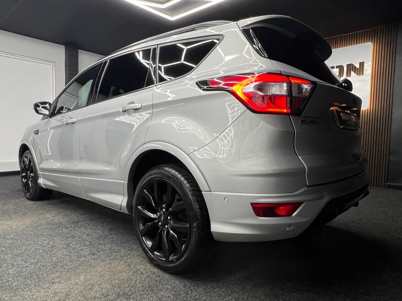 Ford Kuga view 5