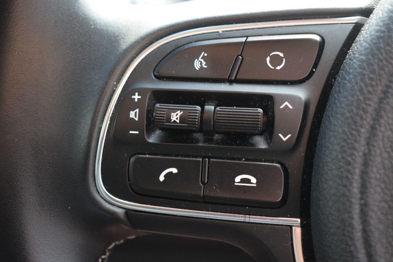 Kia Niro view 23