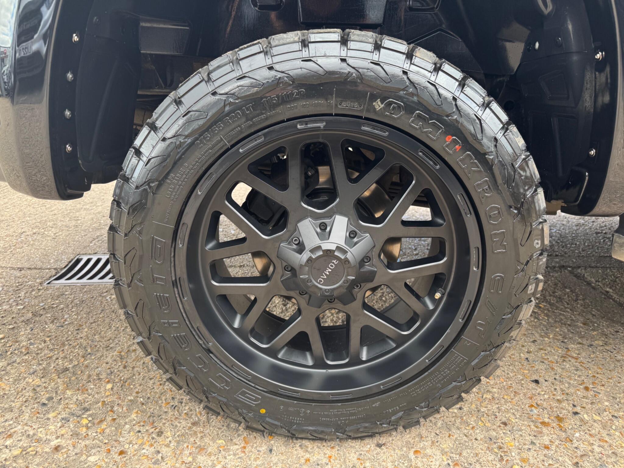 Volkswagen Amarok view 49