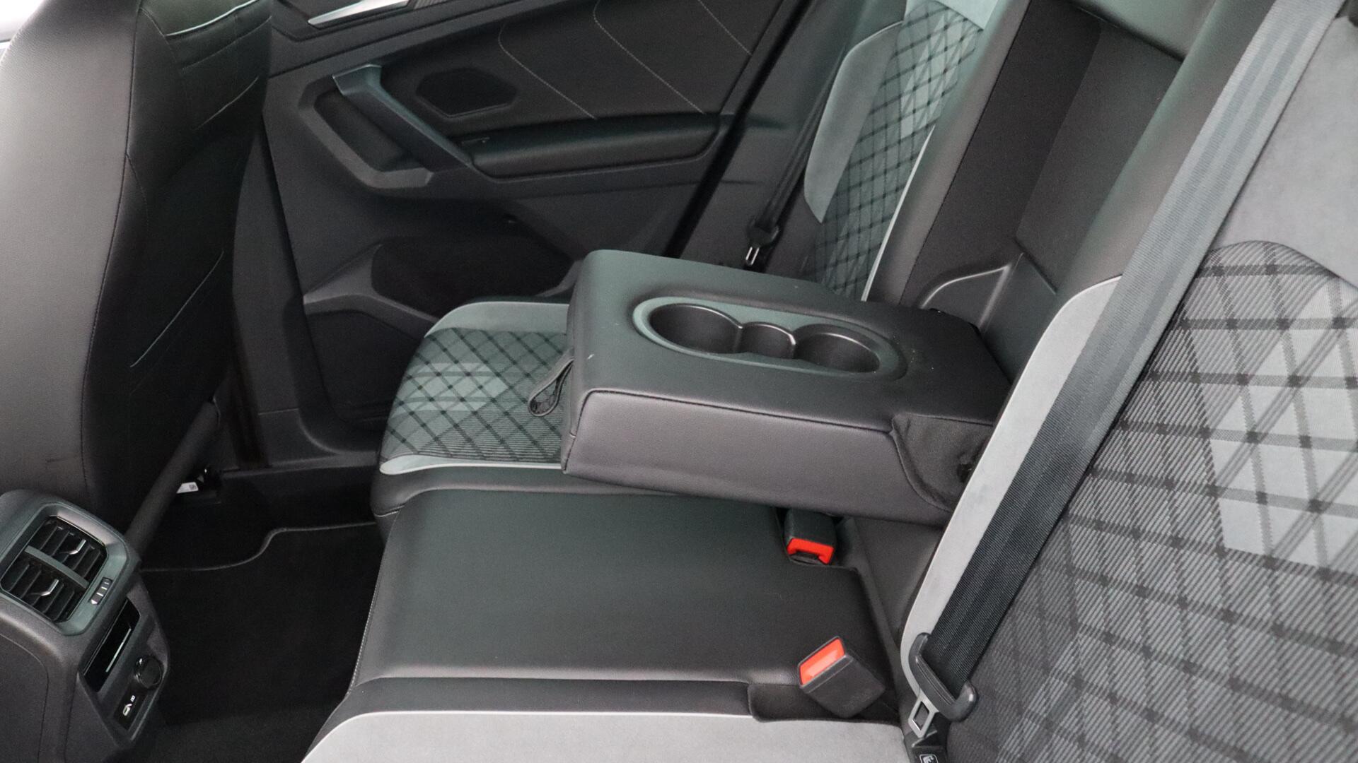 Volkswagen Tiguan view 26