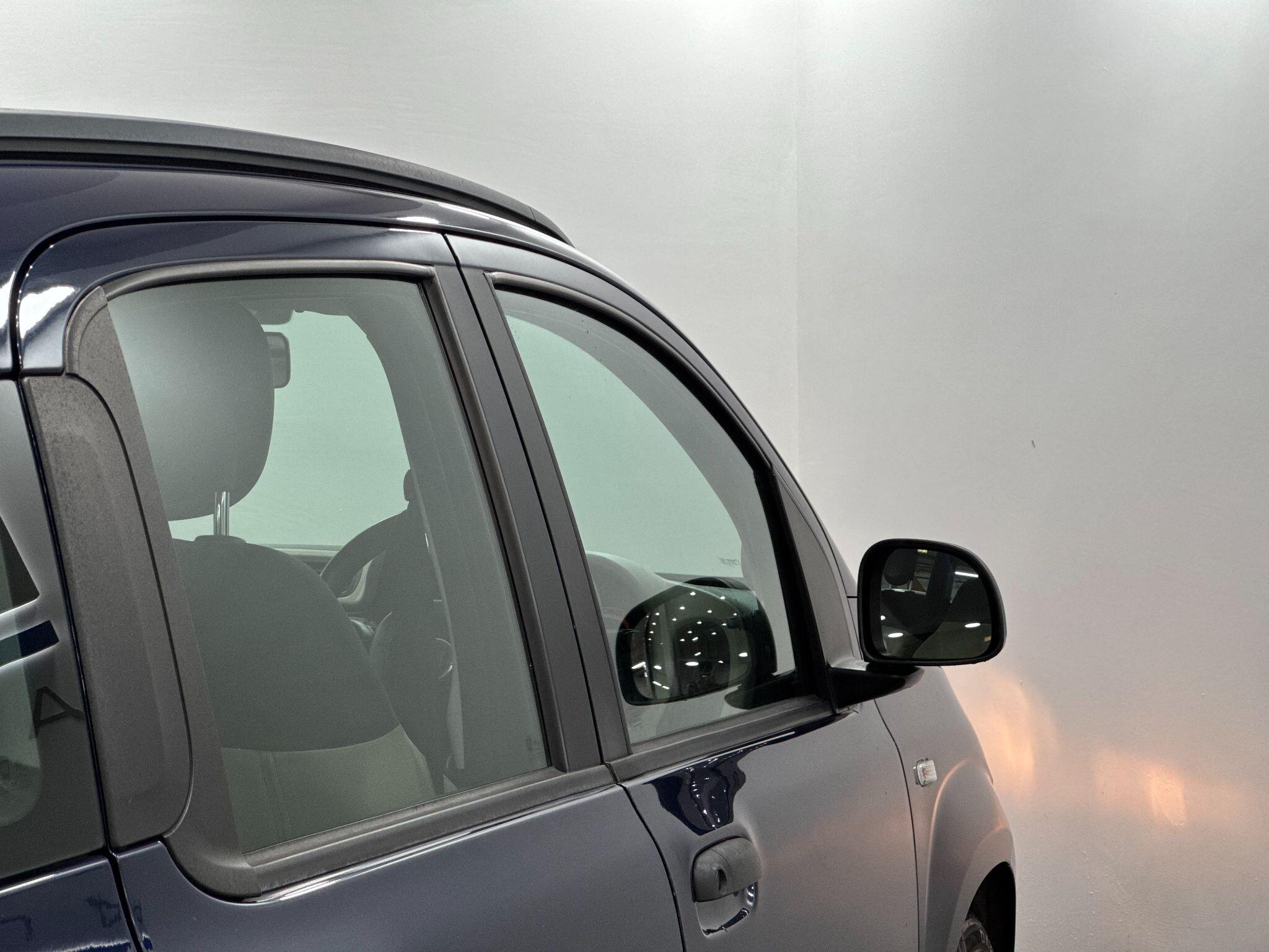 Fiat Panda view 24