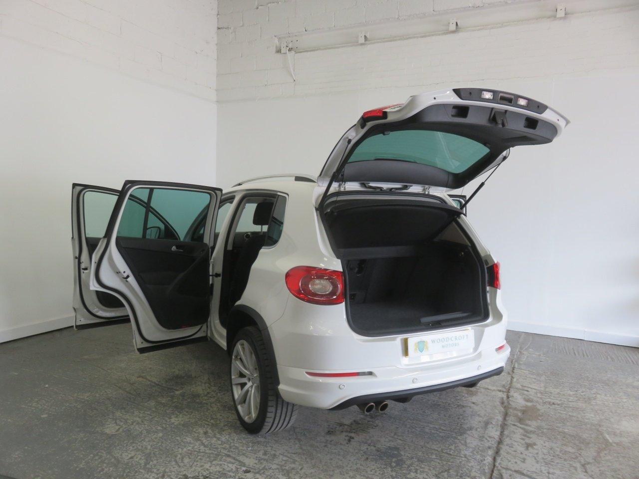 Volkswagen Tiguan view 22