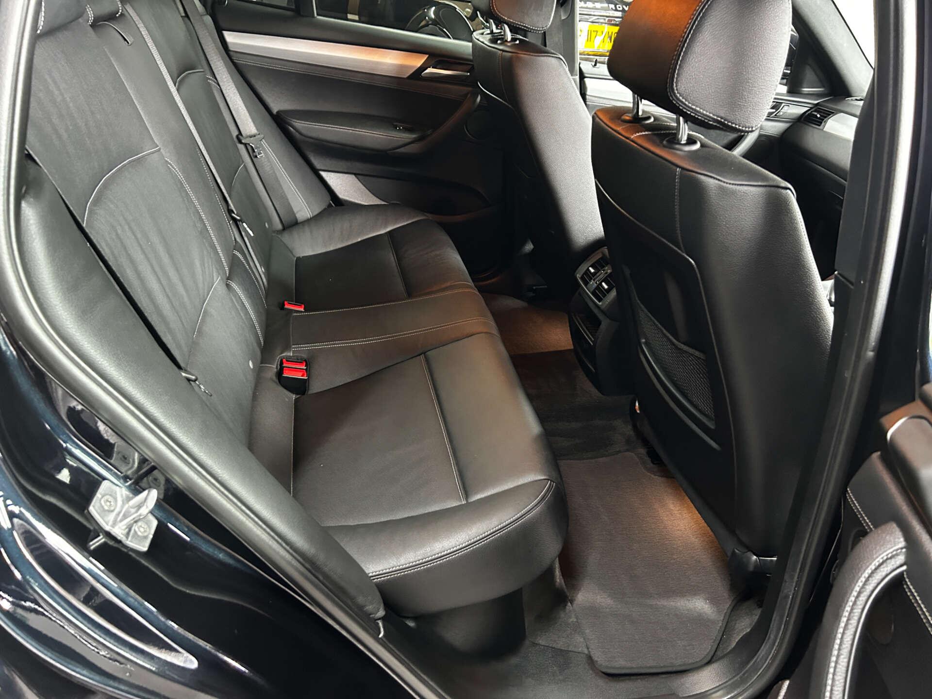BMW X4 view 44