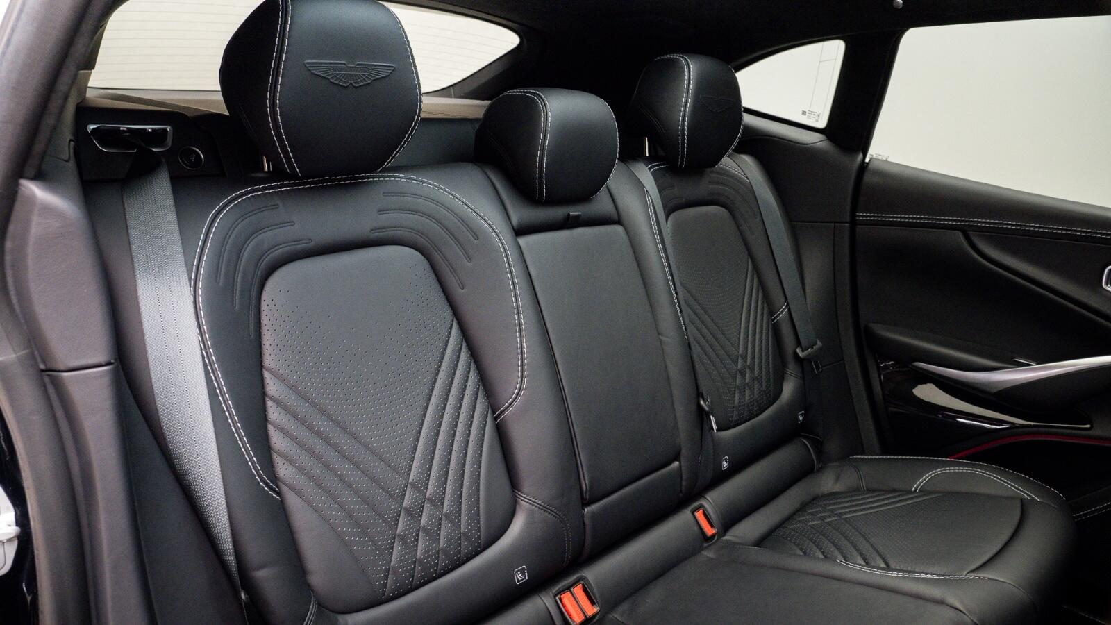 Aston Martin DBX view 8
