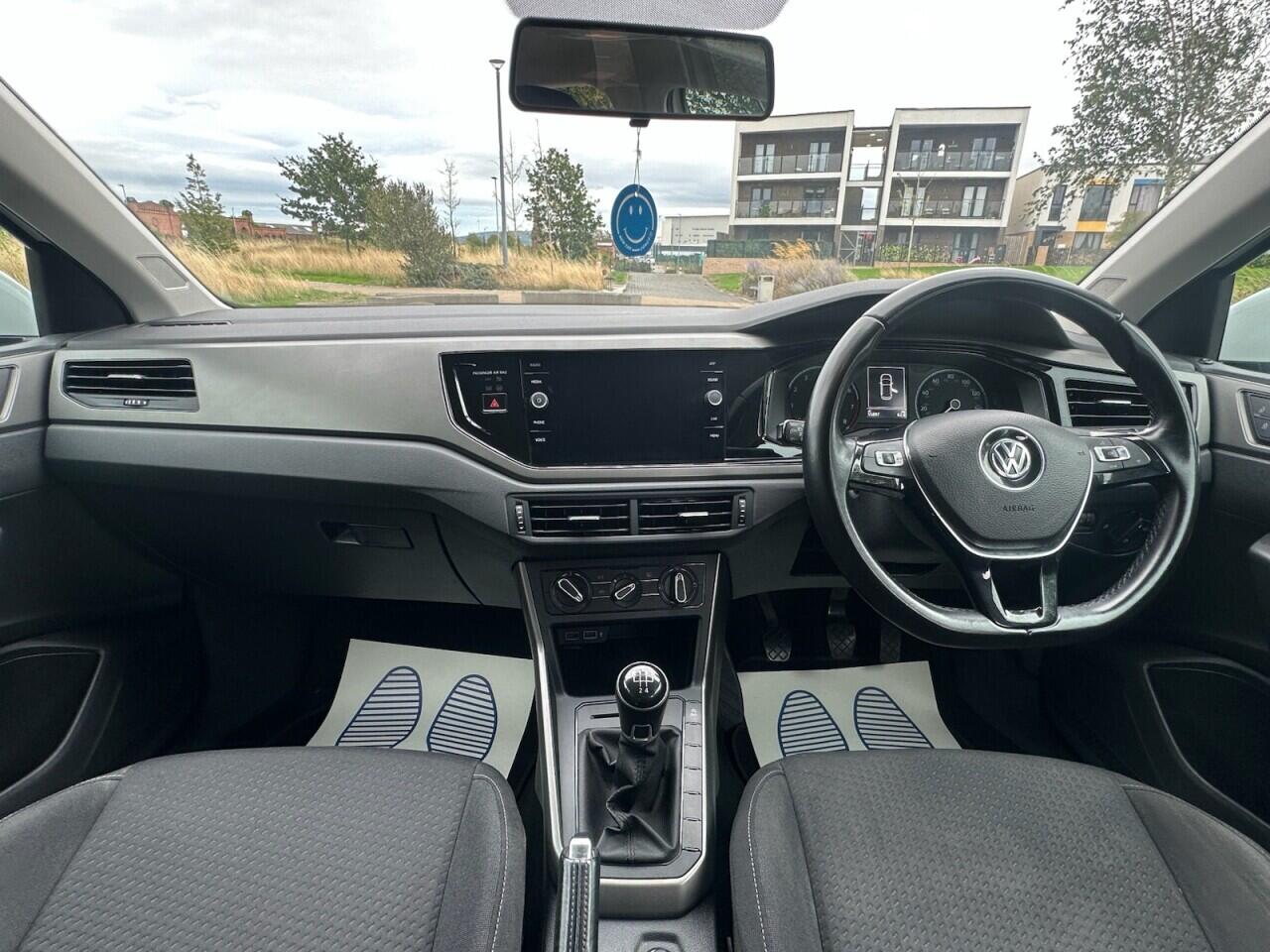 Volkswagen Polo view 21