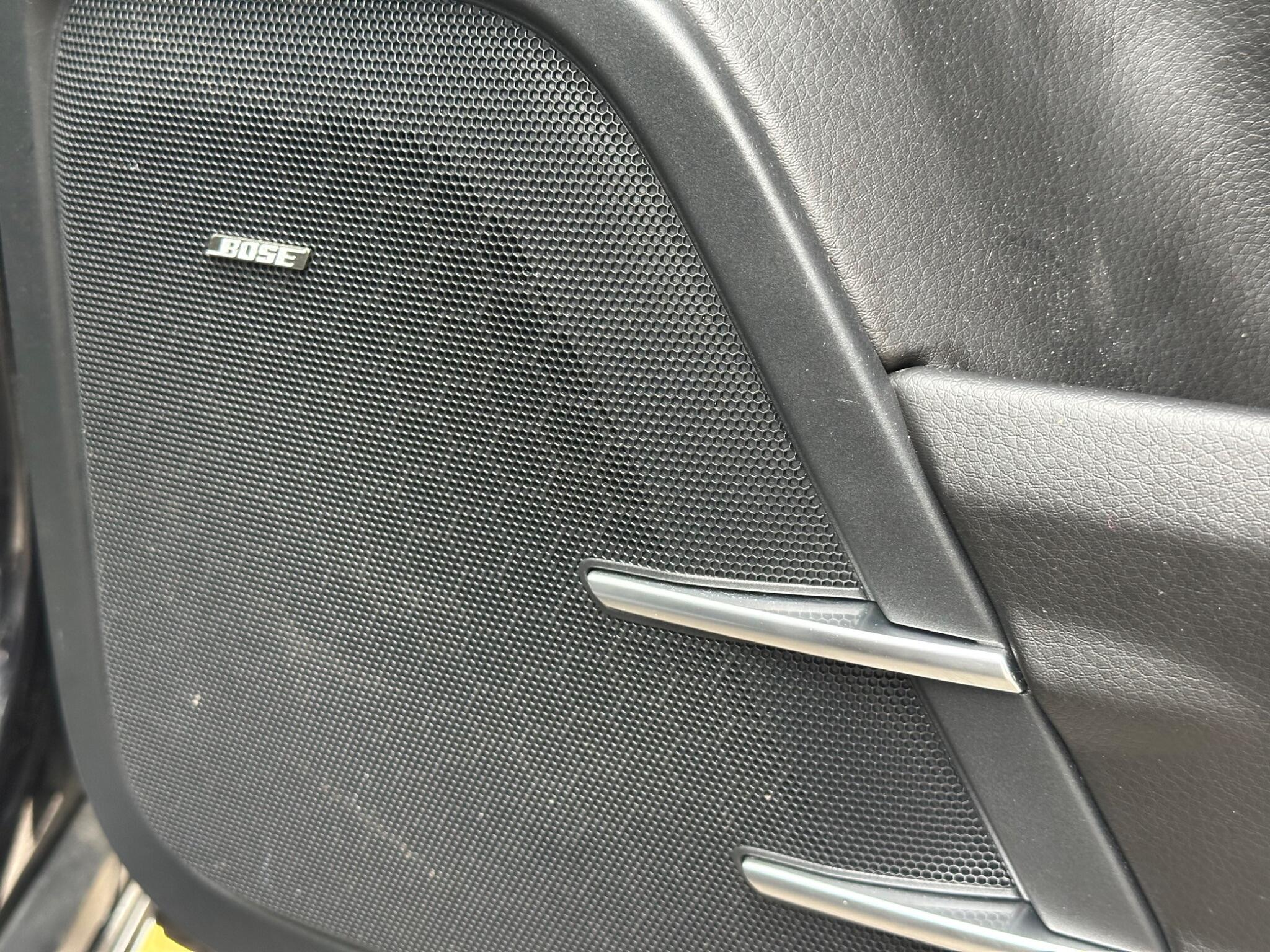 Porsche Cayenne view 34