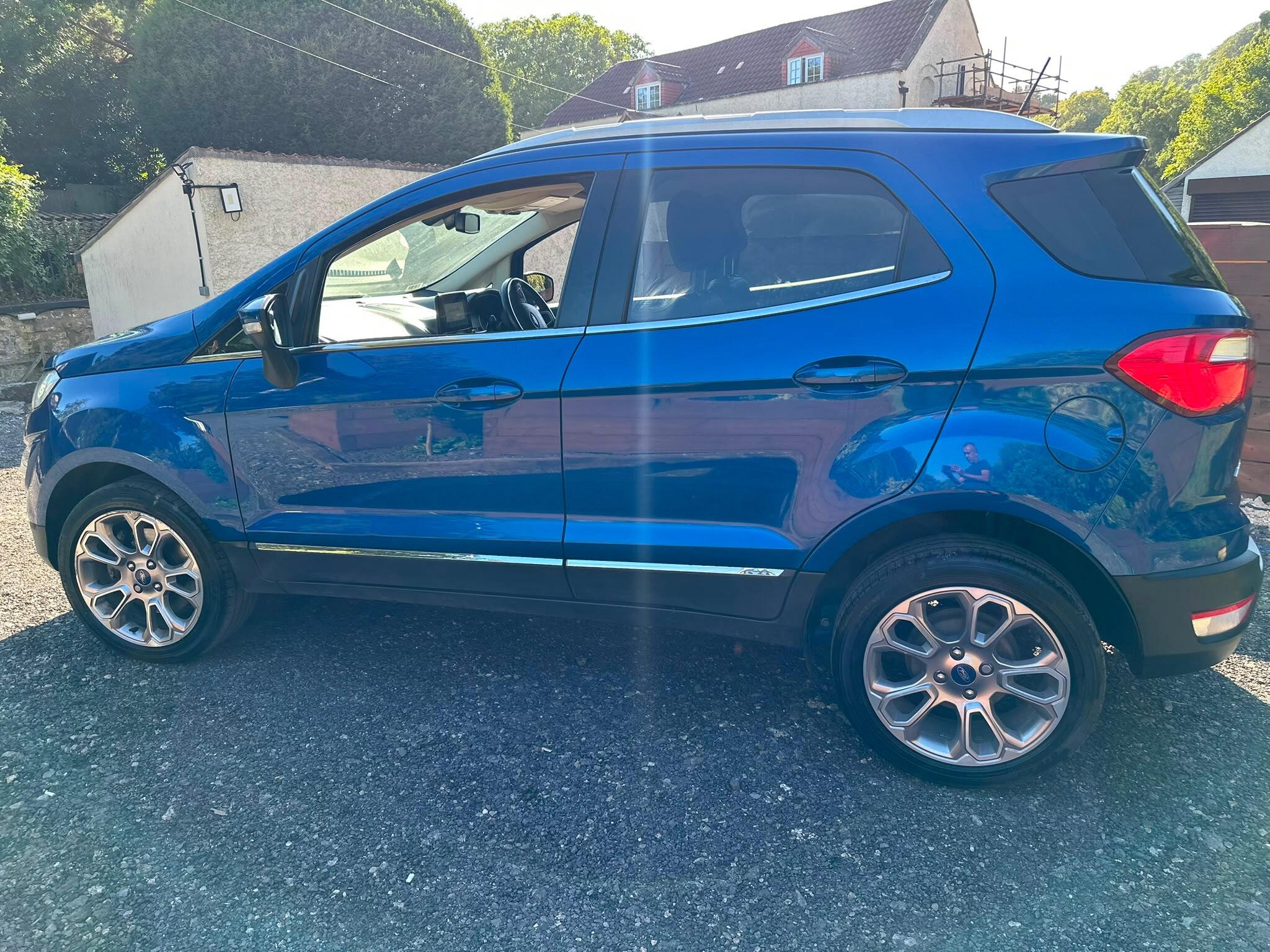 Ford Ecosport view 8