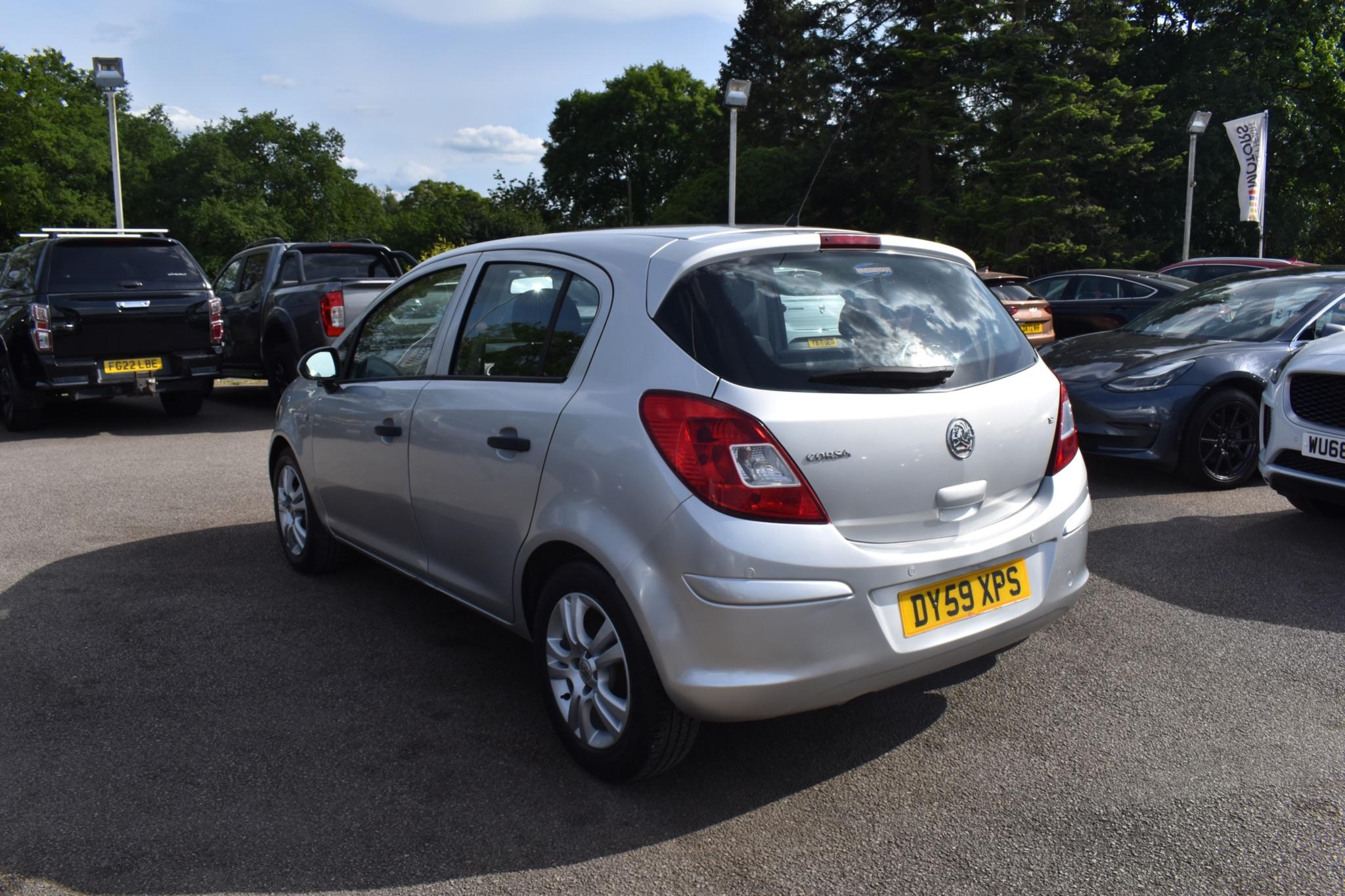 Corsa - 1.2i 16v Active 5dr - Image 9