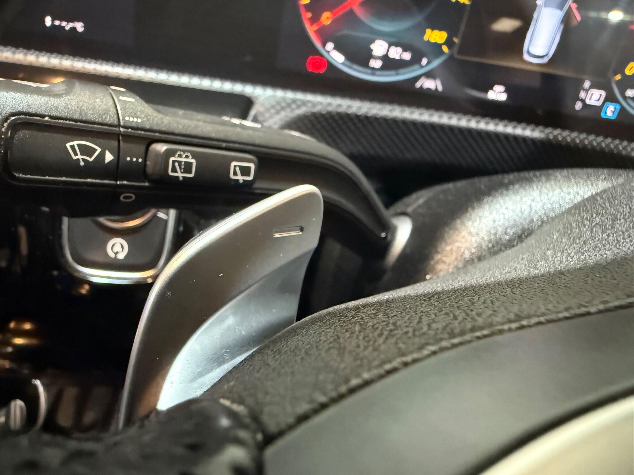 Mercedes-Benz Cla view 31