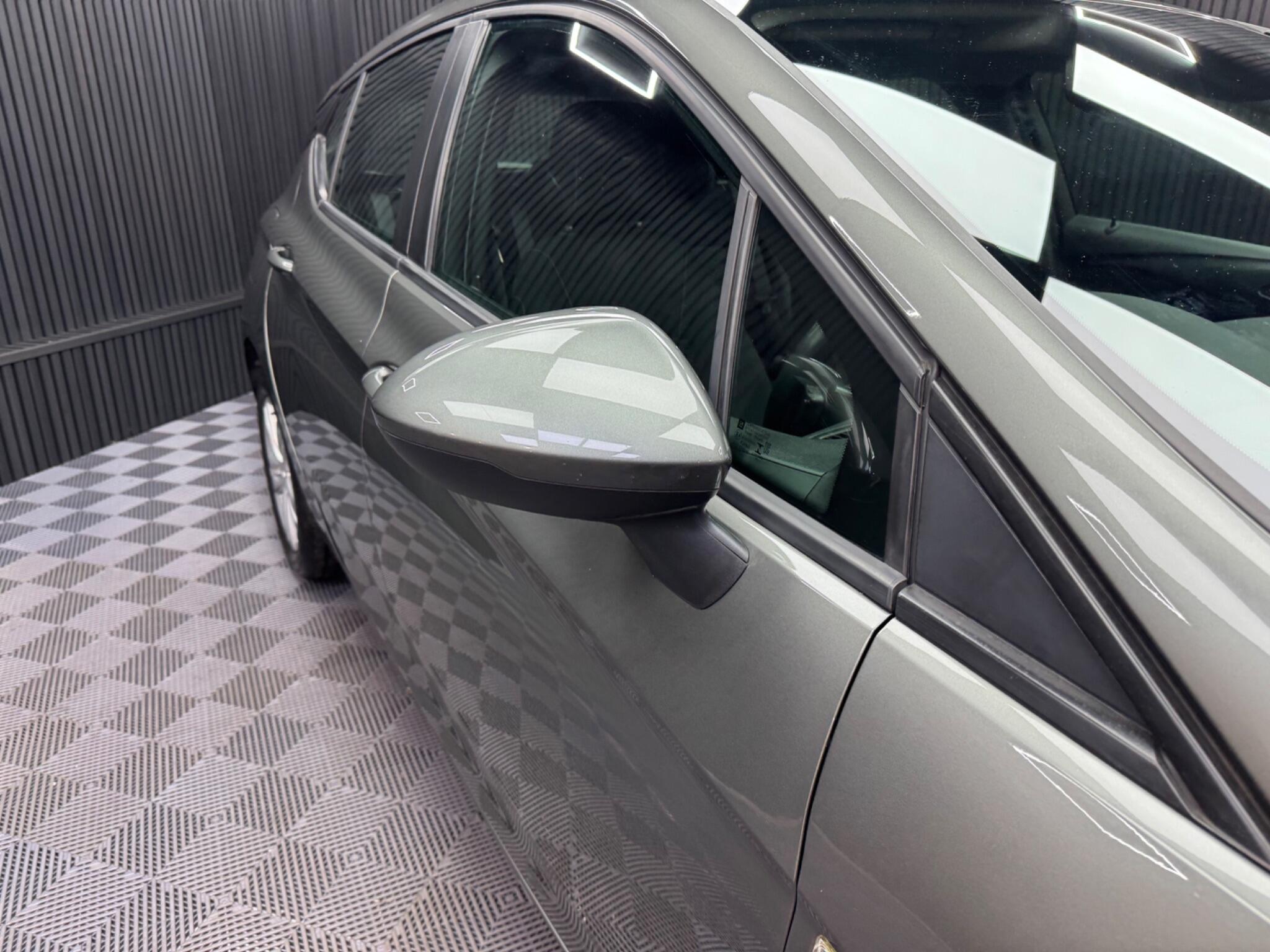 Vauxhall Astra view 15