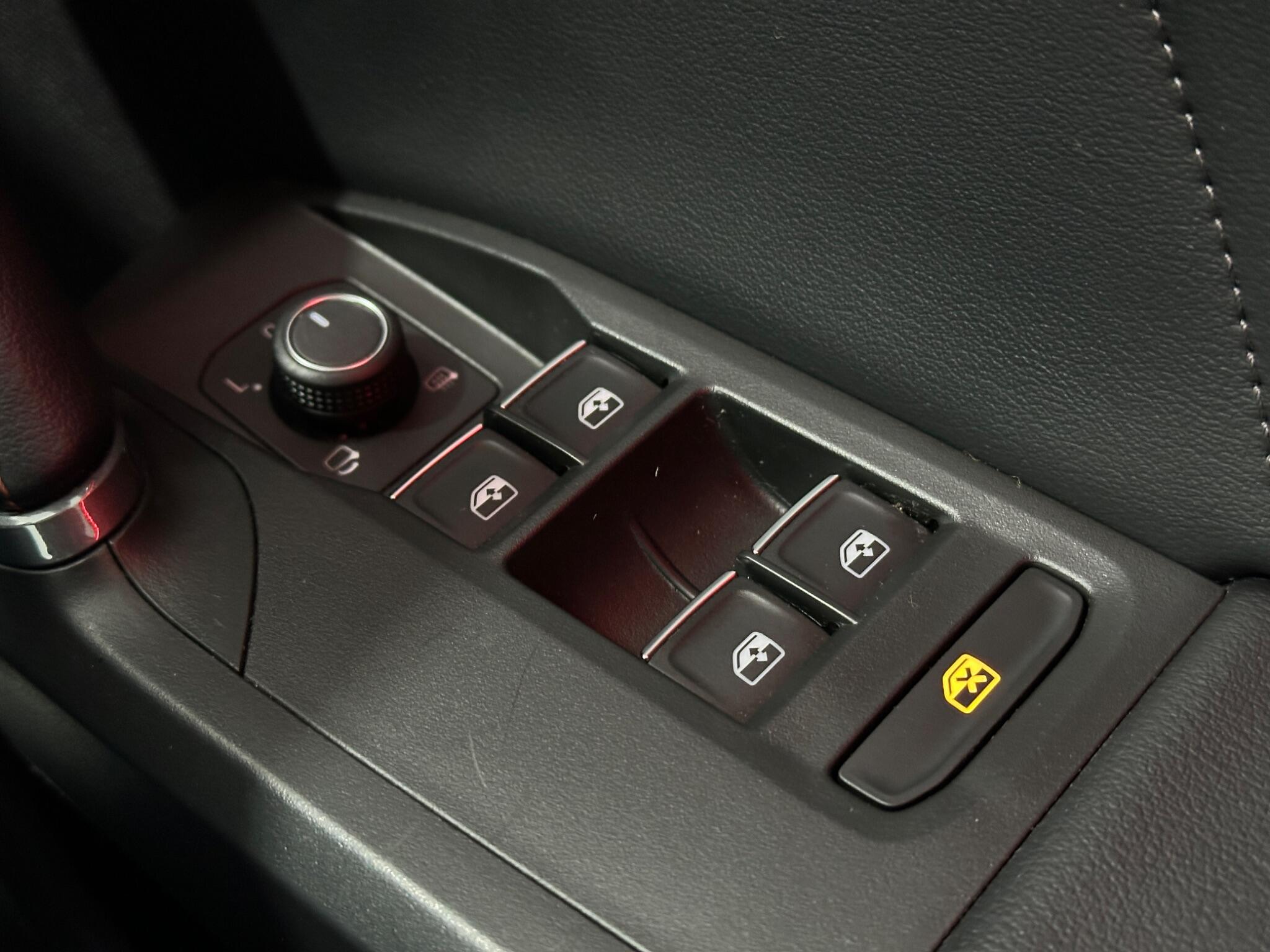 CUPRA Leon view 19