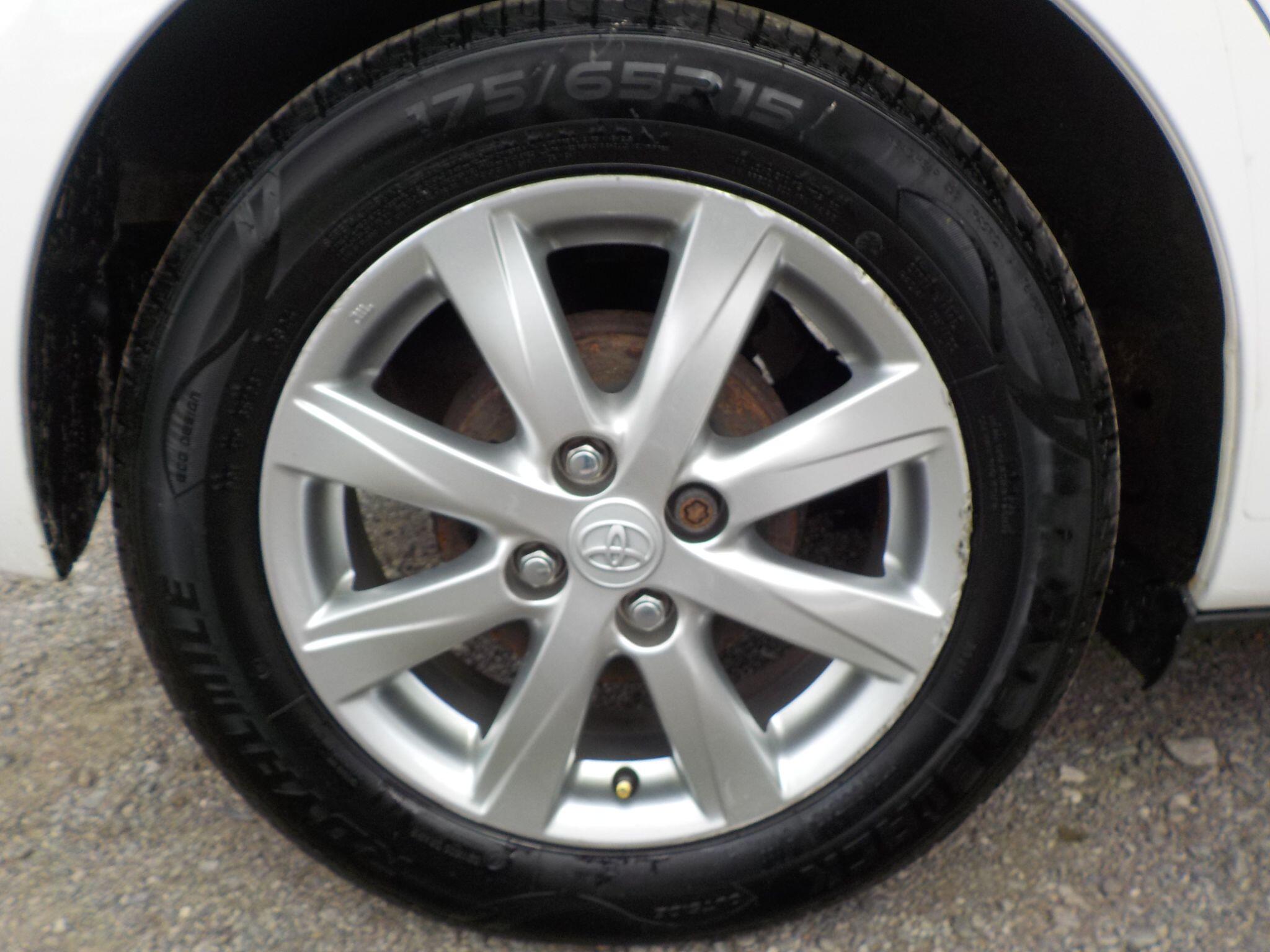 Toyota Yaris 1.33 Dual VVT-i TR Euro 5 5dr