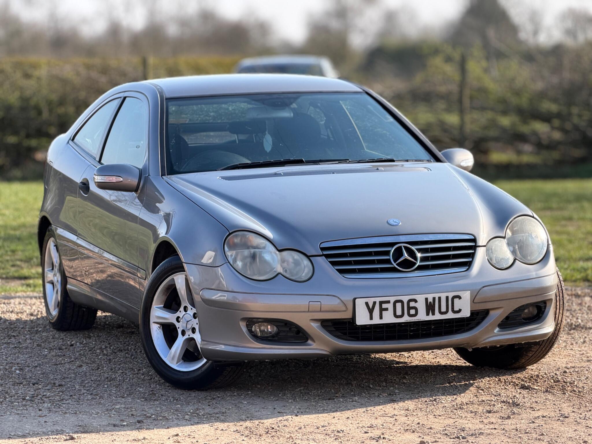 2006 Mercedes-Benz C Class 1.8 C180 Kompressor SE 2dr image 6